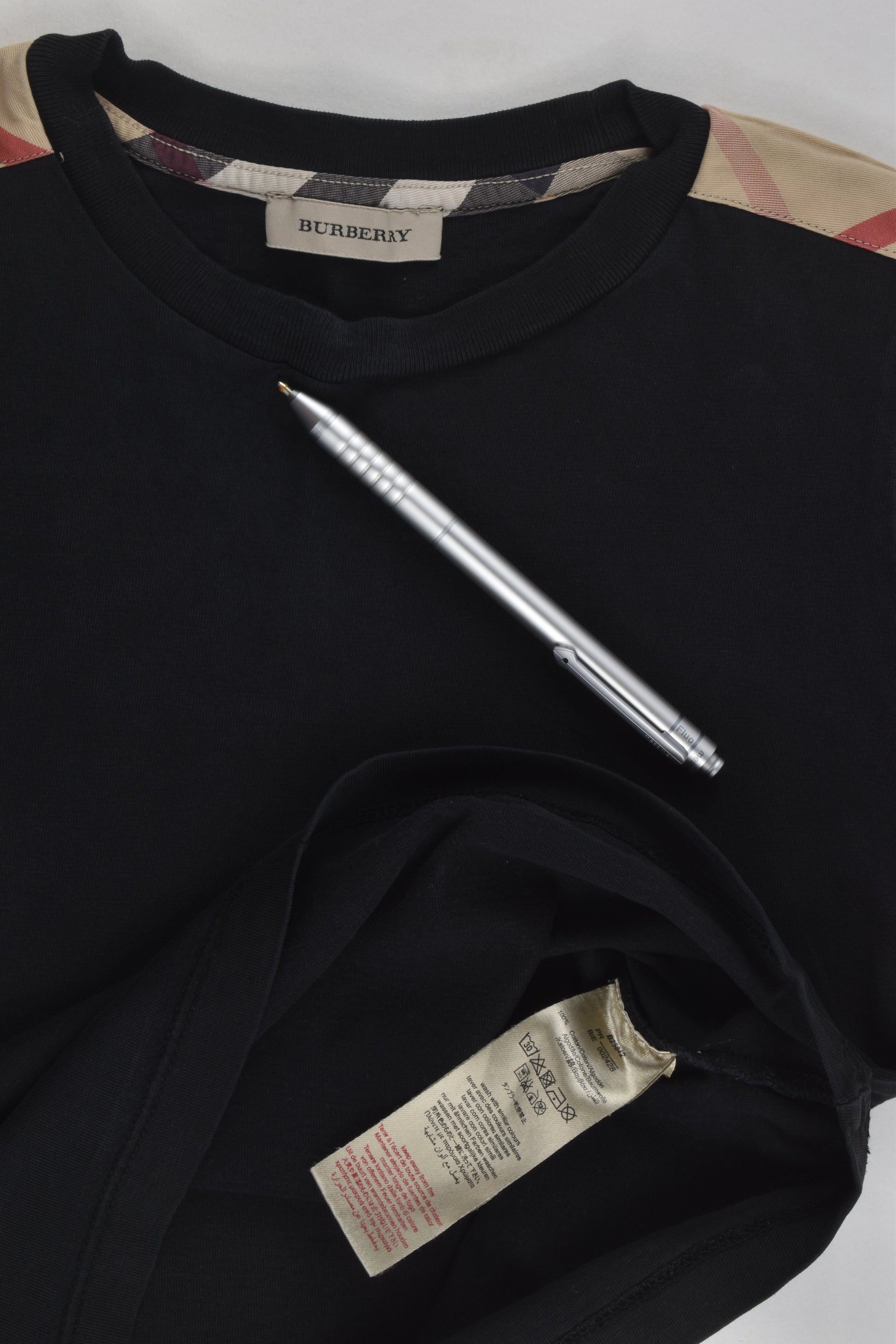 Burberry Size 2-3 T-shirt