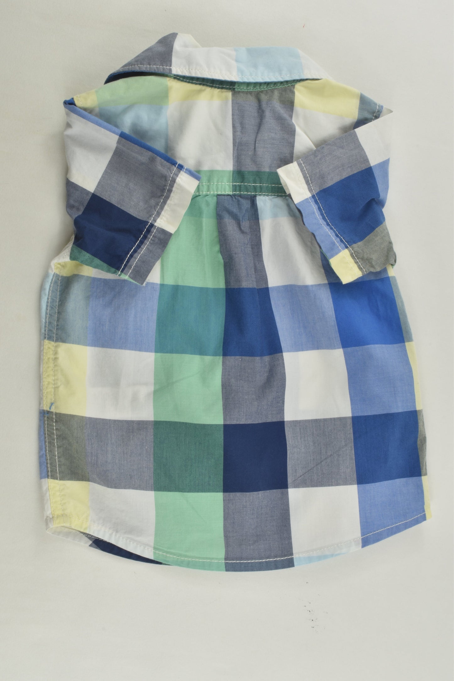 Carter's Size 0 (12 months) Shirt