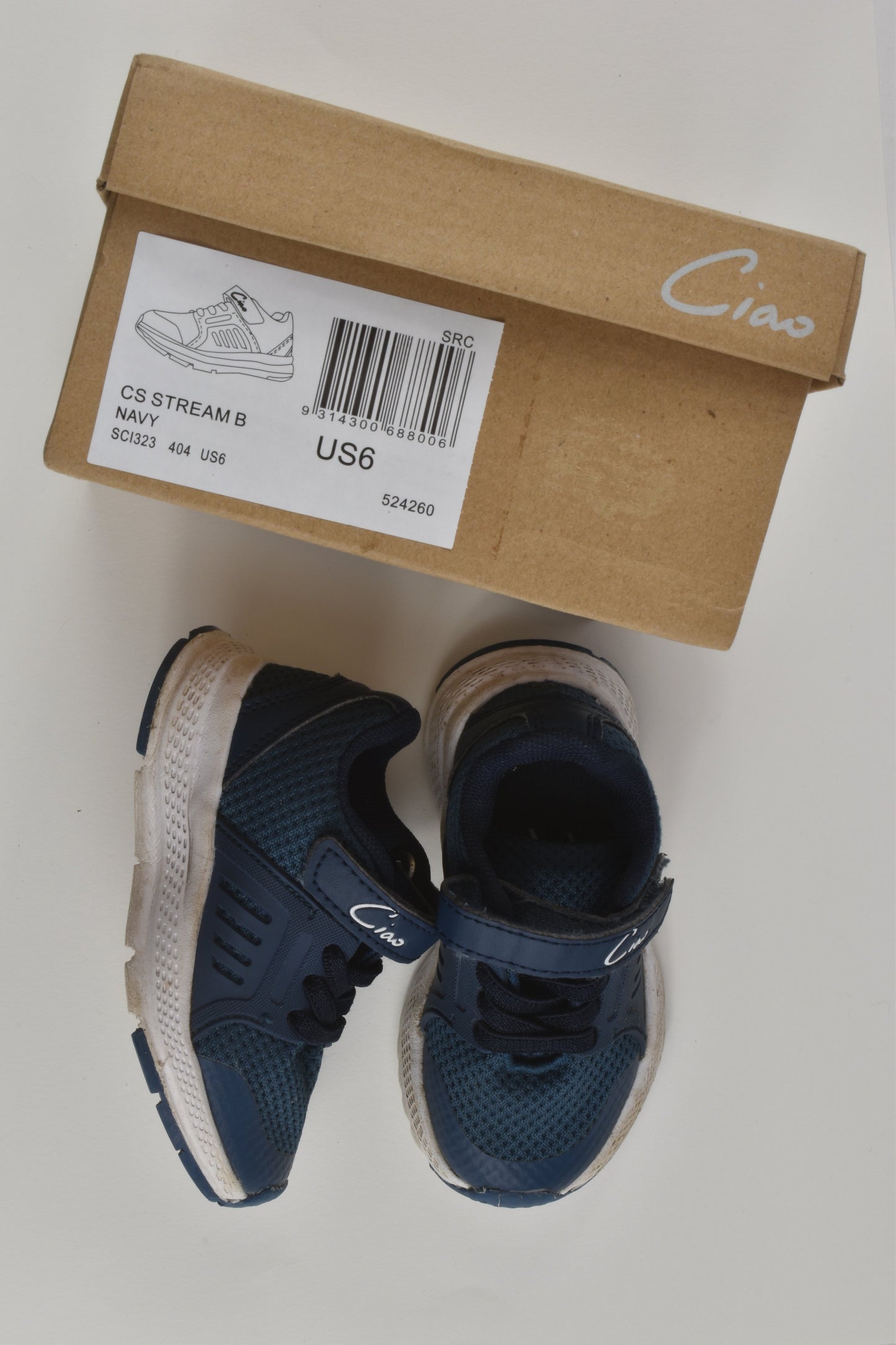 Ciao Size US 6 Sneakers
