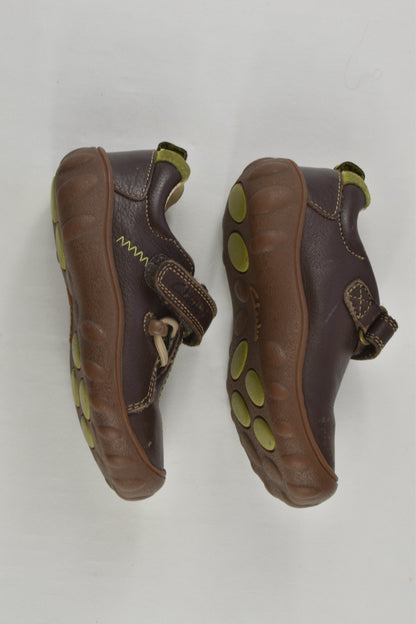 Clarks Size 7.5 Shoes