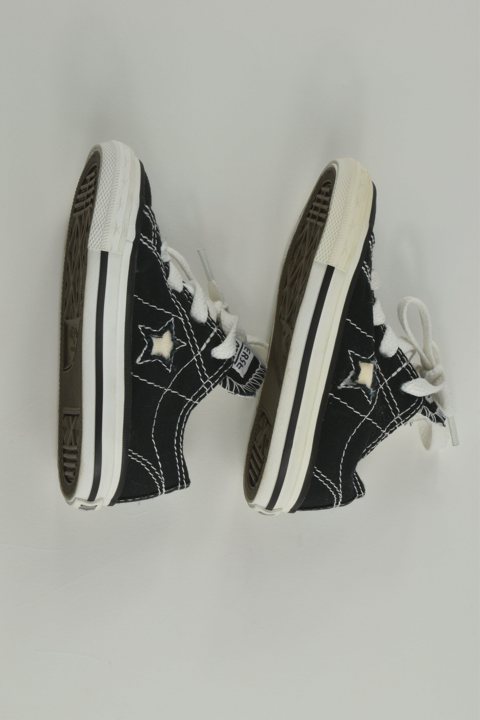 Converse One Star Size 5 Shoes