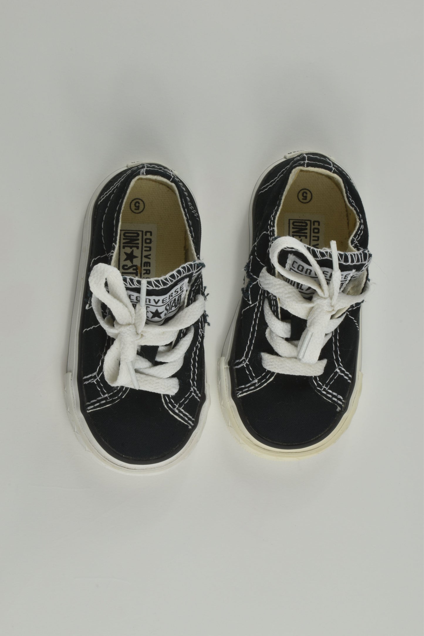 Converse One Star Size 5 Shoes