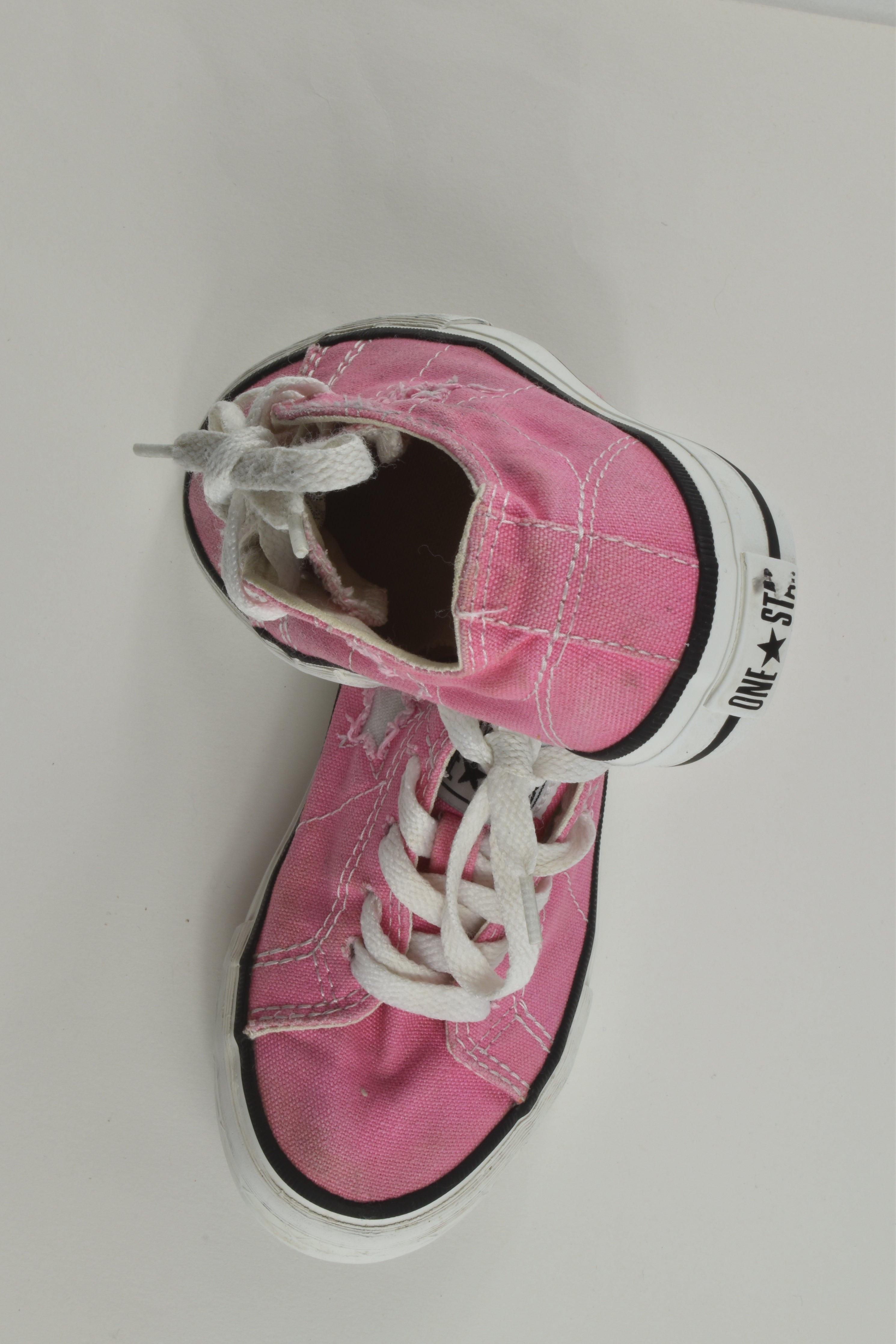 Pink one star converse size cheap 6