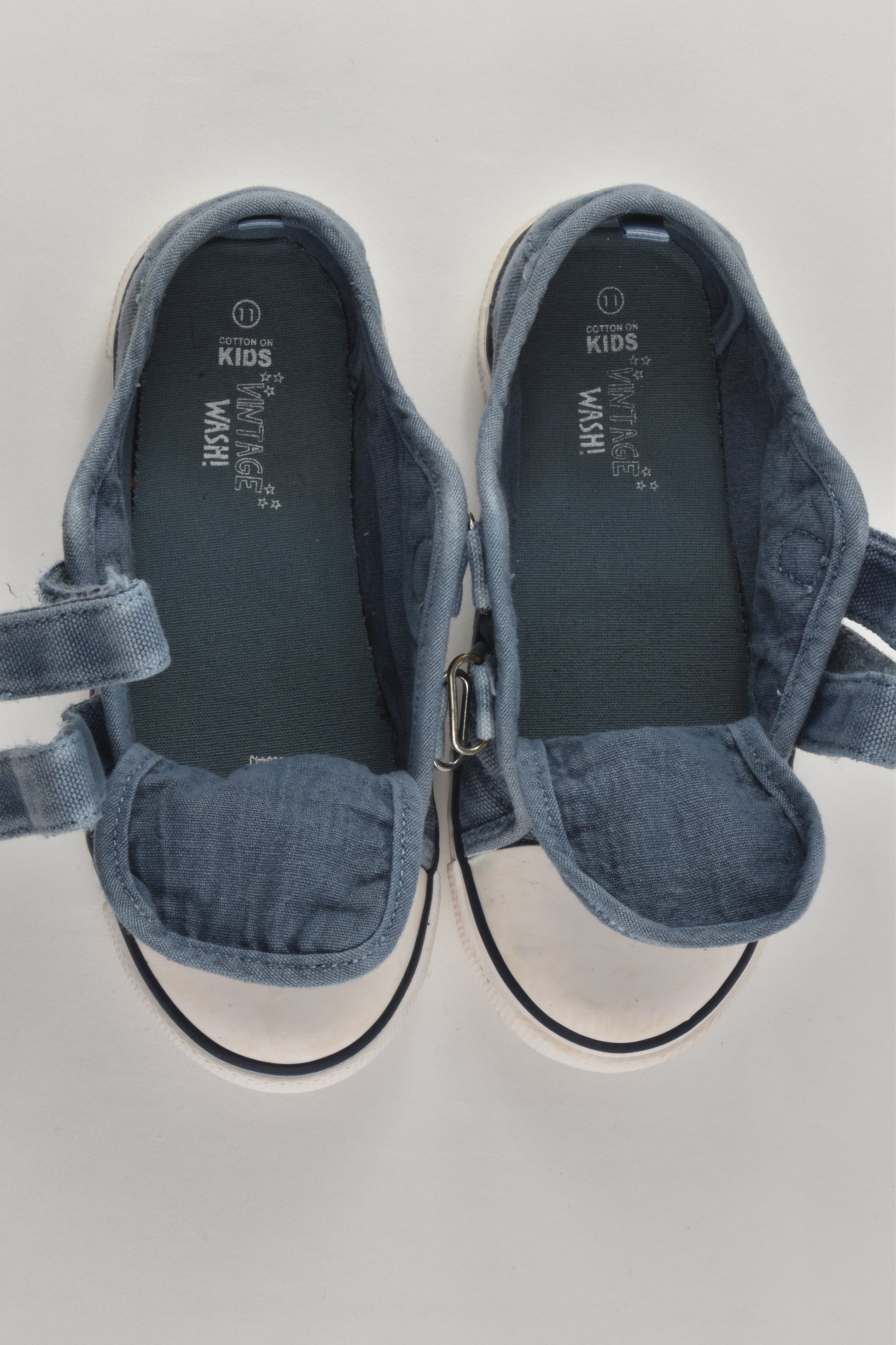Cotton On Kids Size 11 Shoes