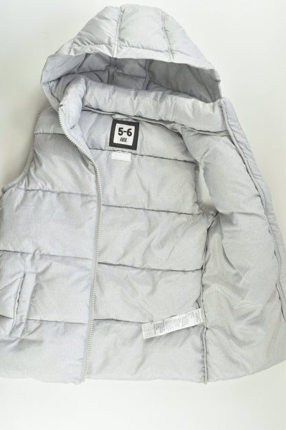 Cotton On Kids Size 5-6 Warm Hooded Puffer Vest