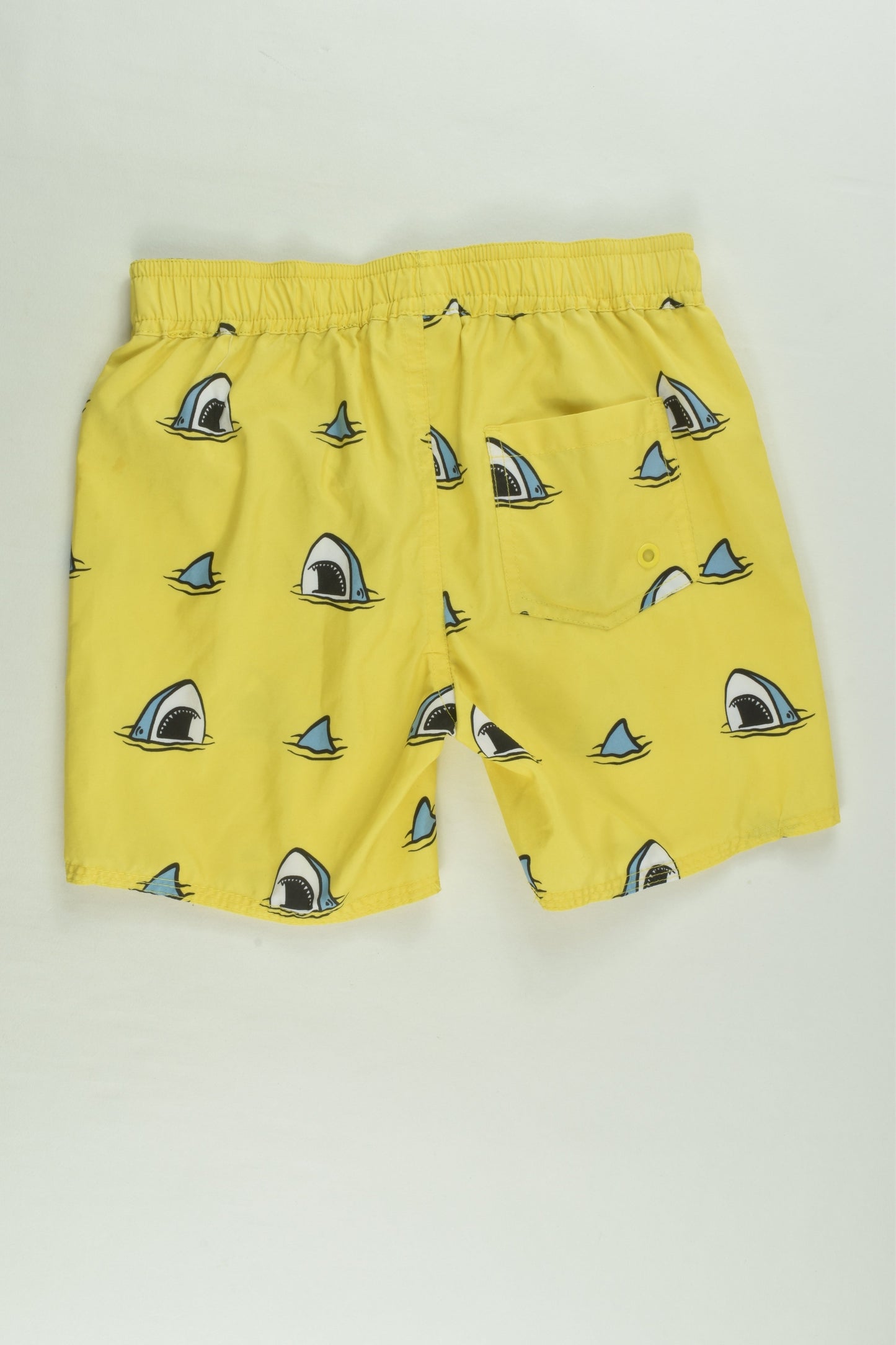 Cotton On Kids Size 5 Shark Board Shorts