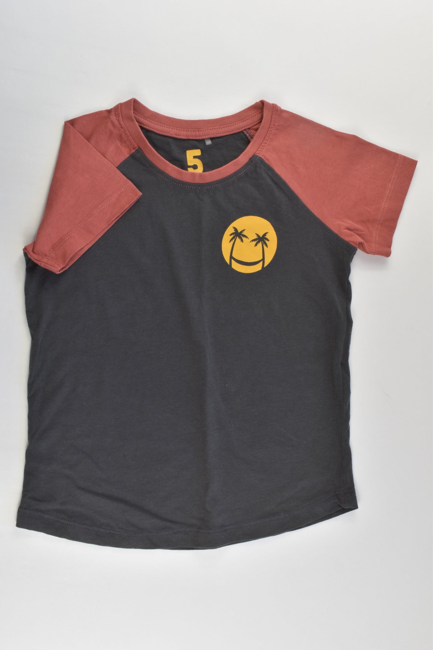 Cotton On Kids Size 5 T-shirt