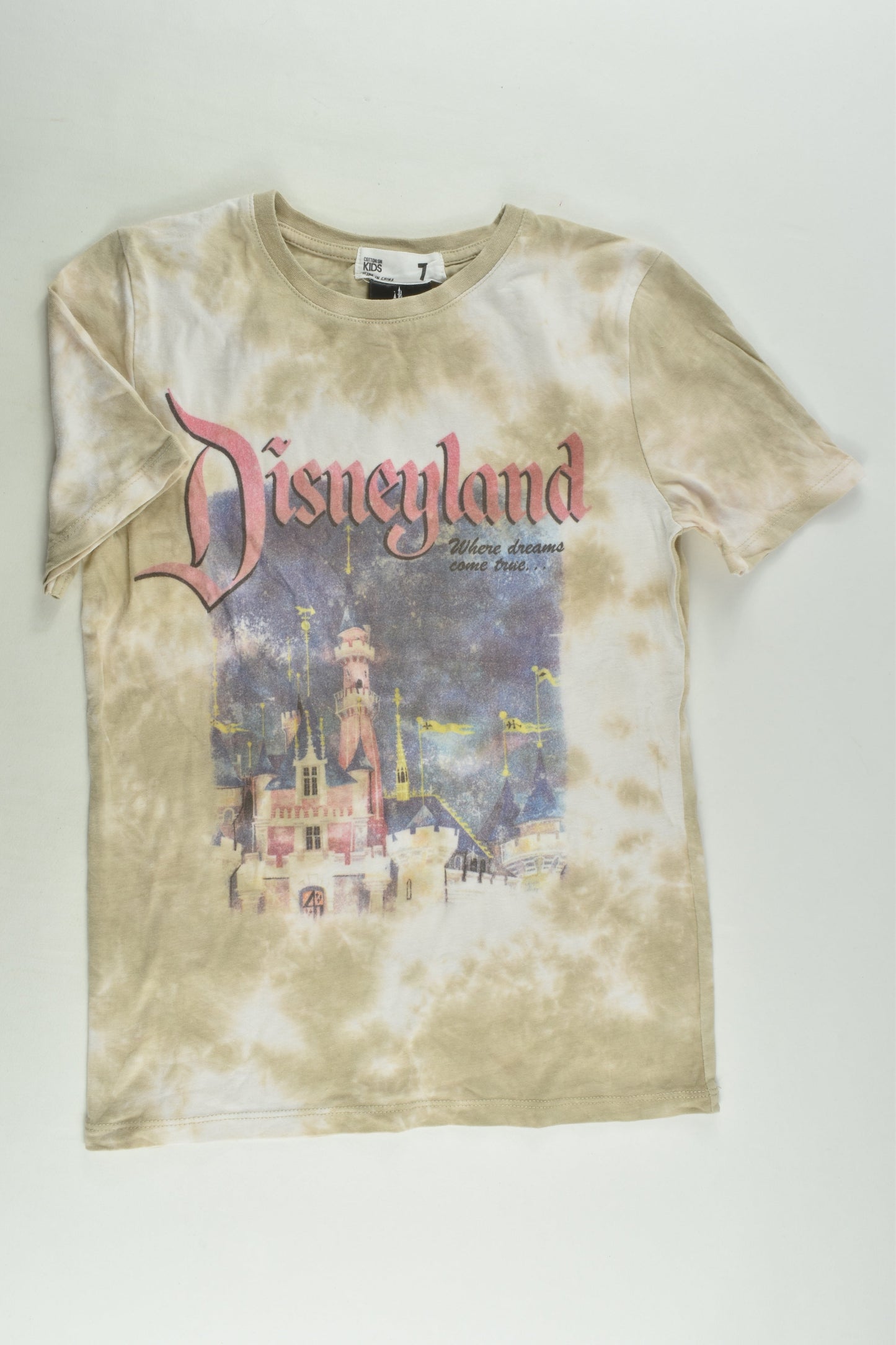 Cotton On Kids Size 7 Disneyland T-shirt