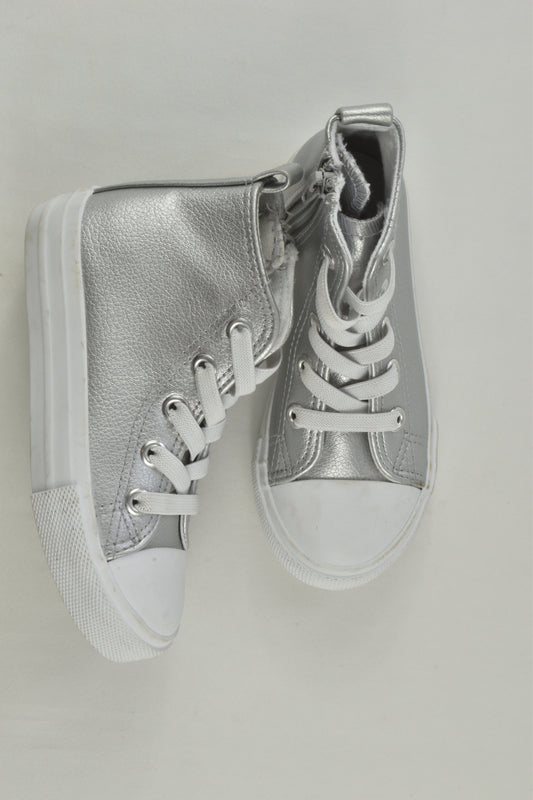 Cotton On Kids Size 8 Silver Shoes