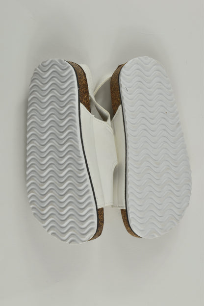 Cotton On Kids Size UK 9 Sandals