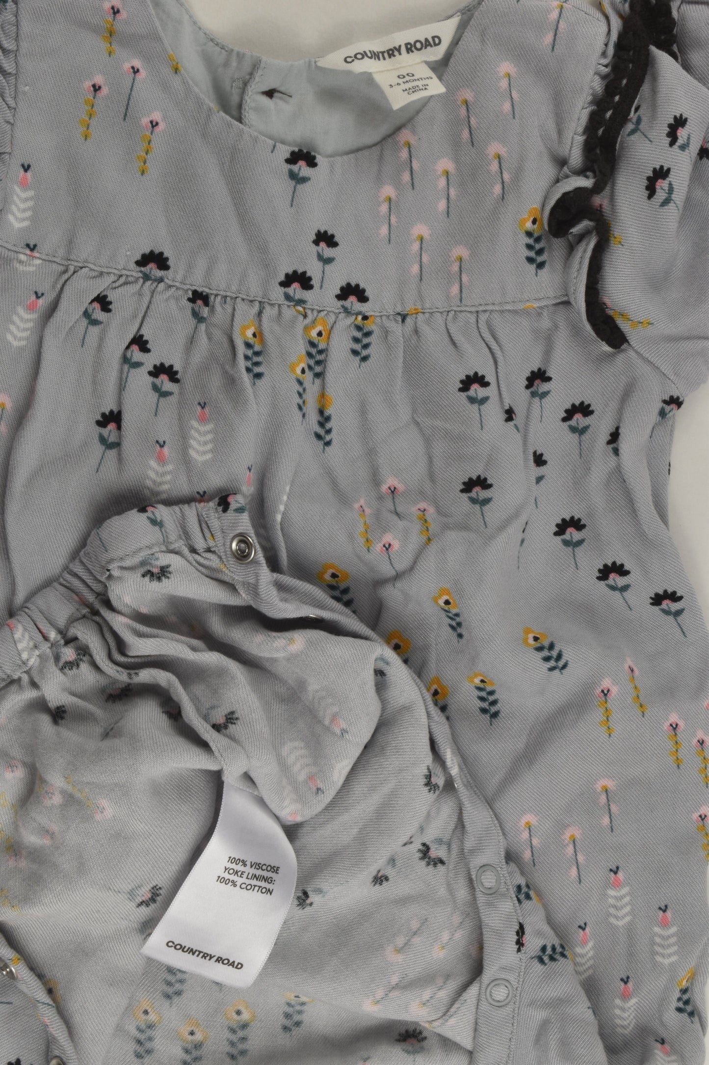 Country Road Size 00 Playsuit