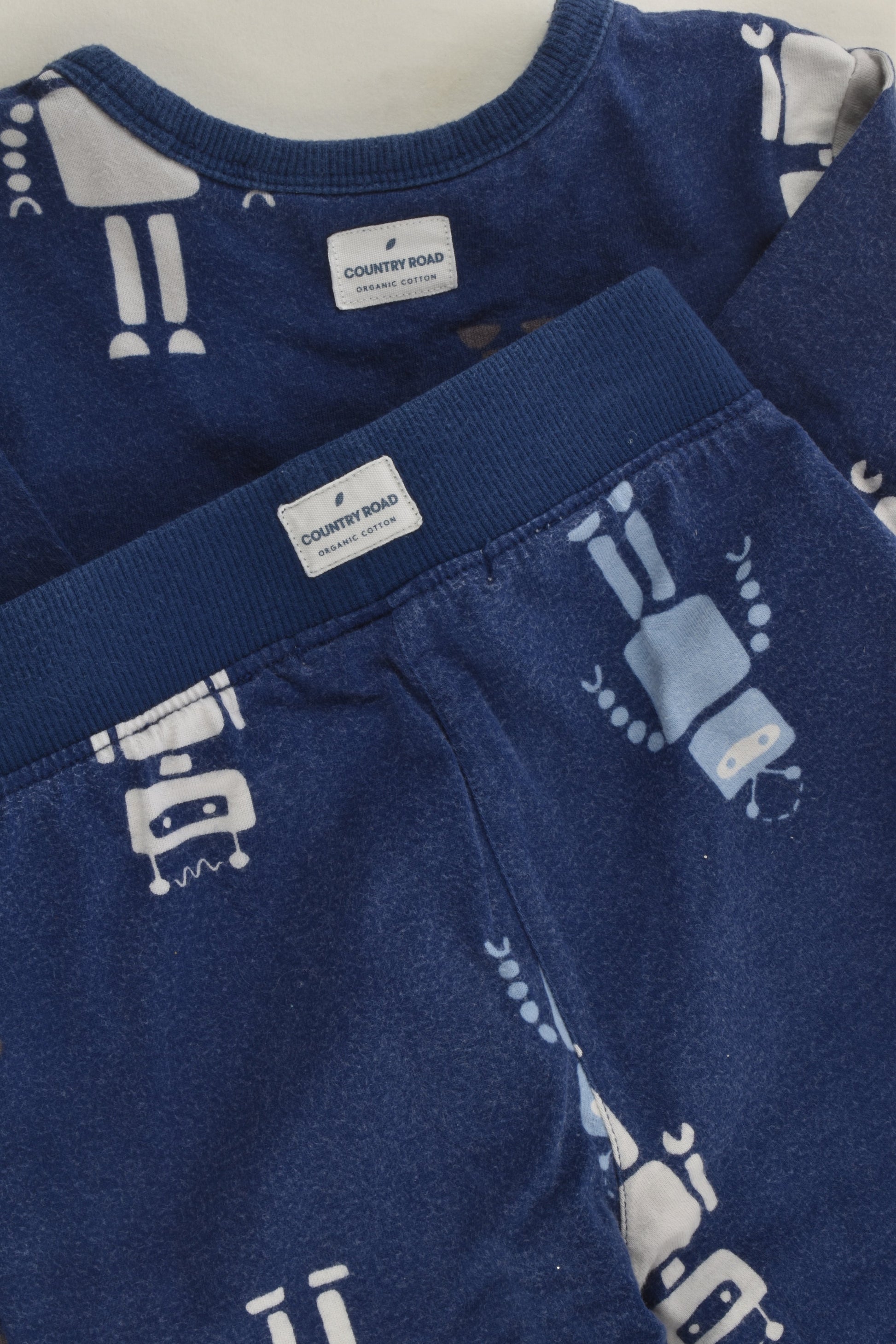 Country Road Size 1-2 Organic Robot Pyjamas