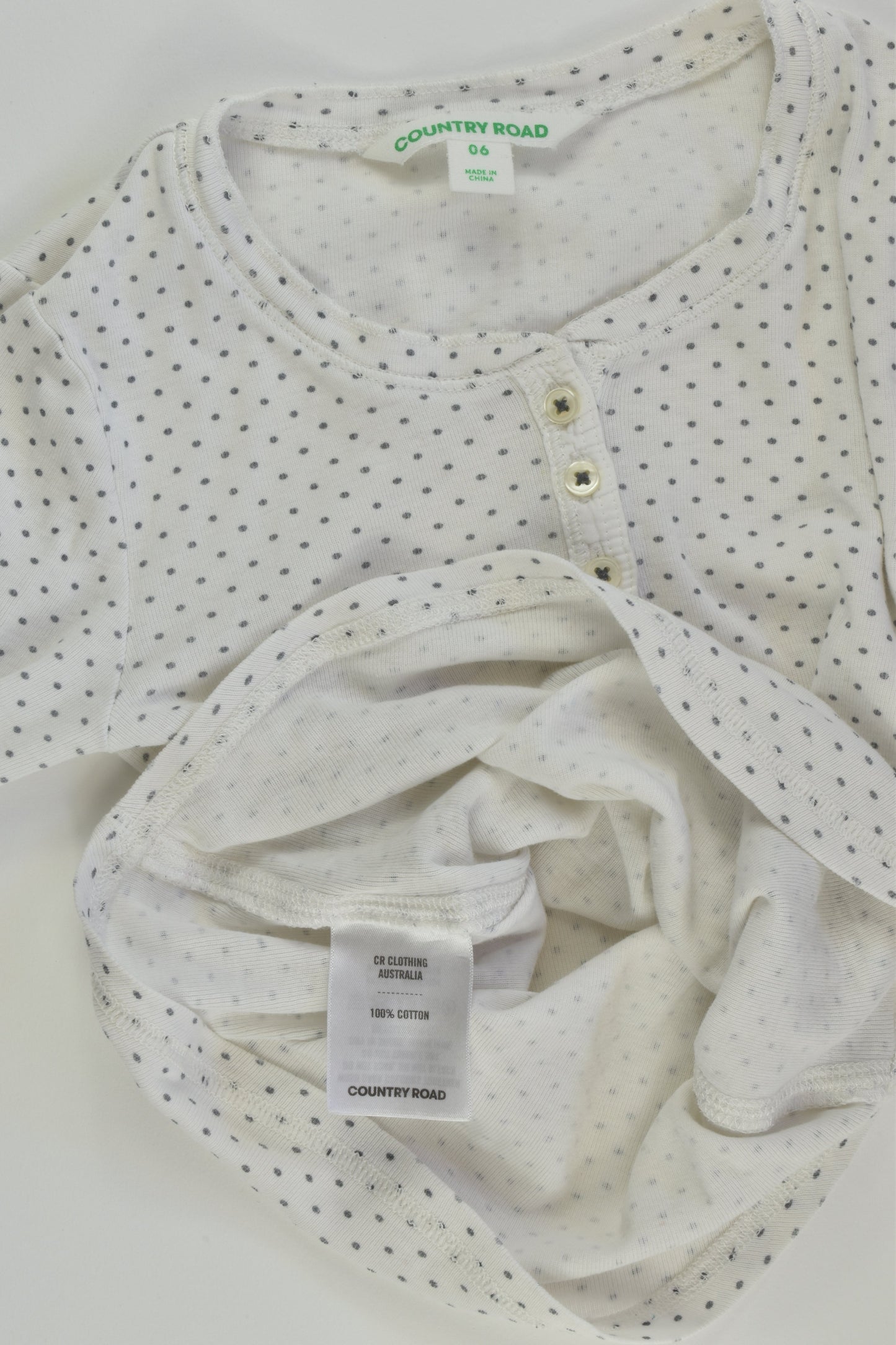 Country Road Size 6 Henley Top