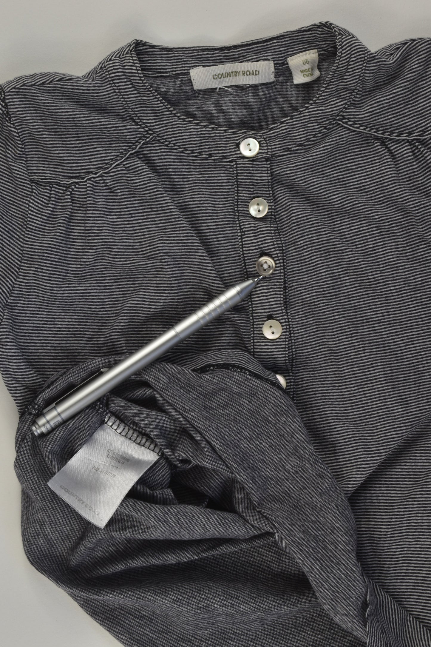 Country Road Size 6 Top