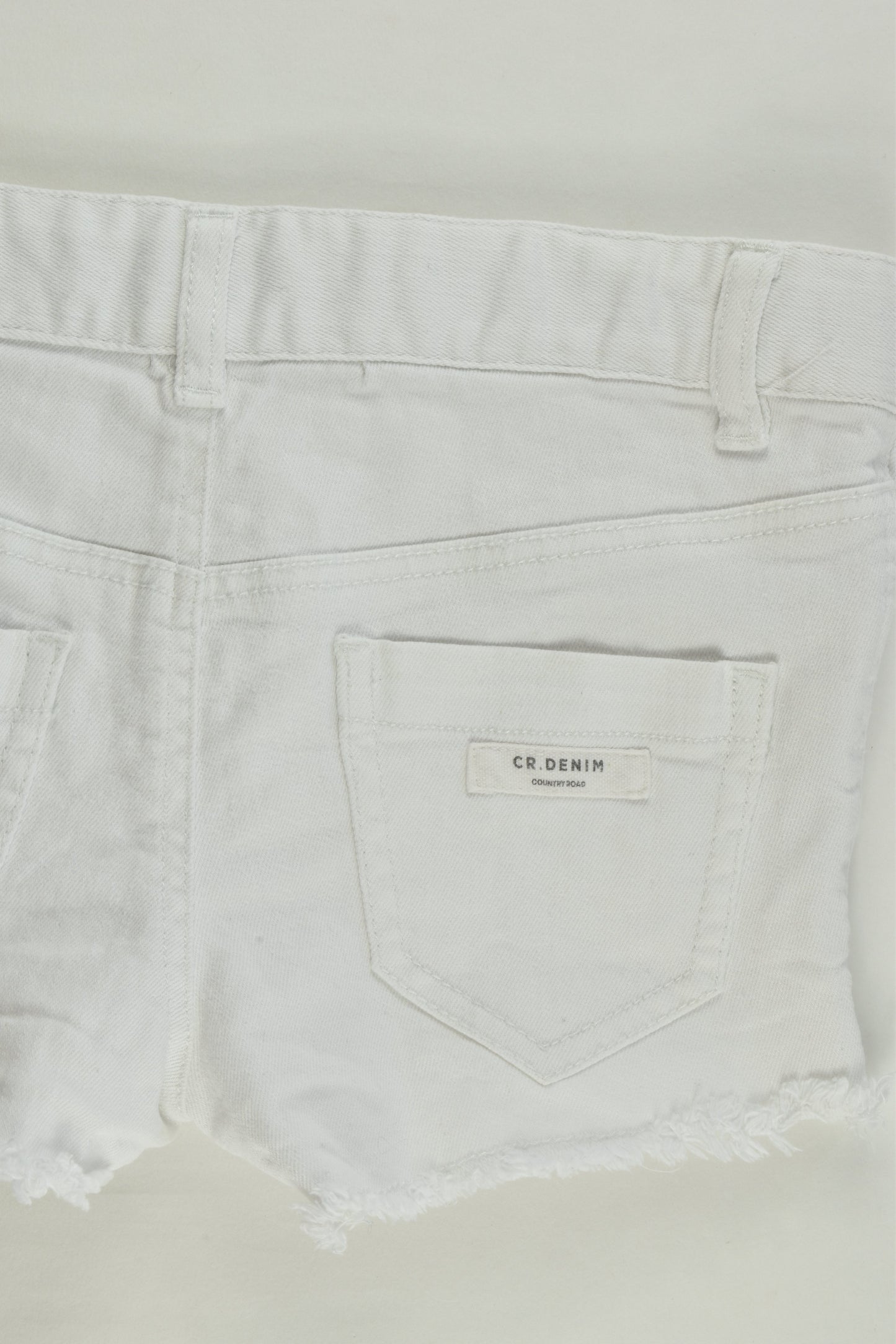 Country Road Size 7 White Denim Shorts