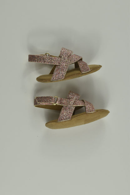 Country Road Size EU 17 Soft Sole Sandals