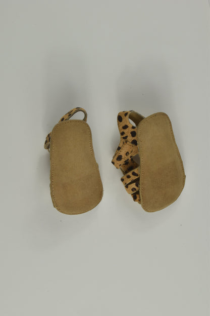 Country Road Size EU 17 Soft Sole Sandals