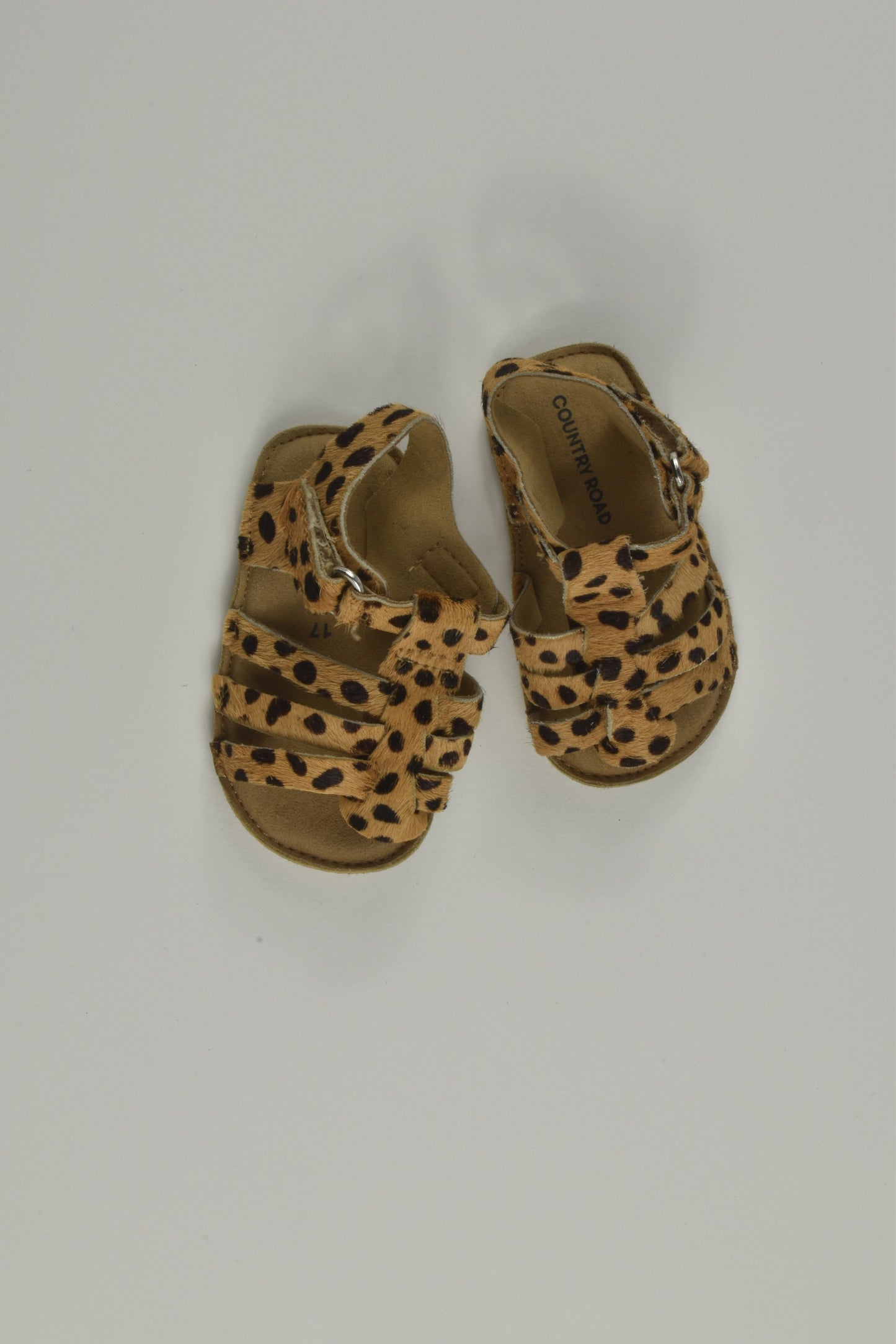 Country Road Size EU 17 Soft Sole Sandals