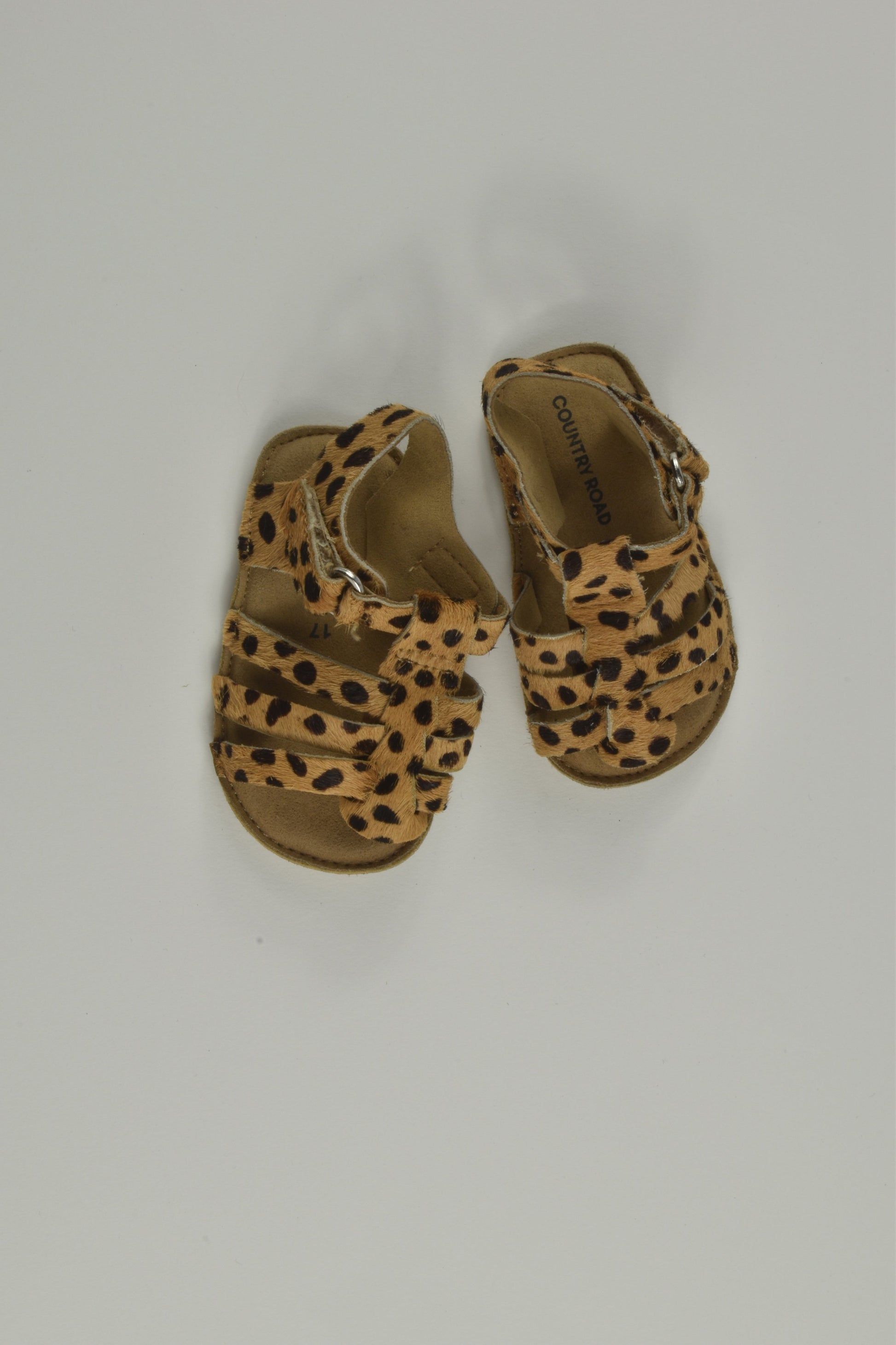 Country Road Size EU 17 Soft Sole Sandals