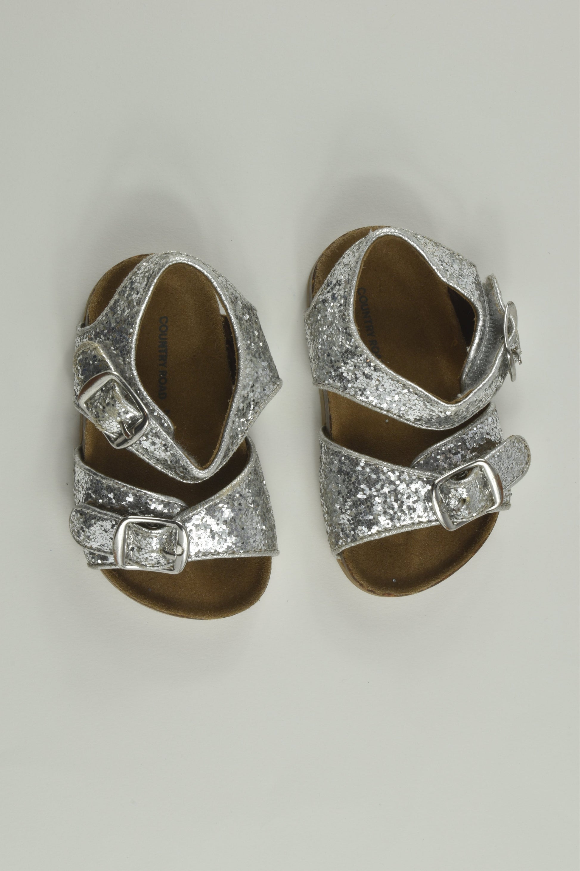 Country Road Size EU 20 Sandals