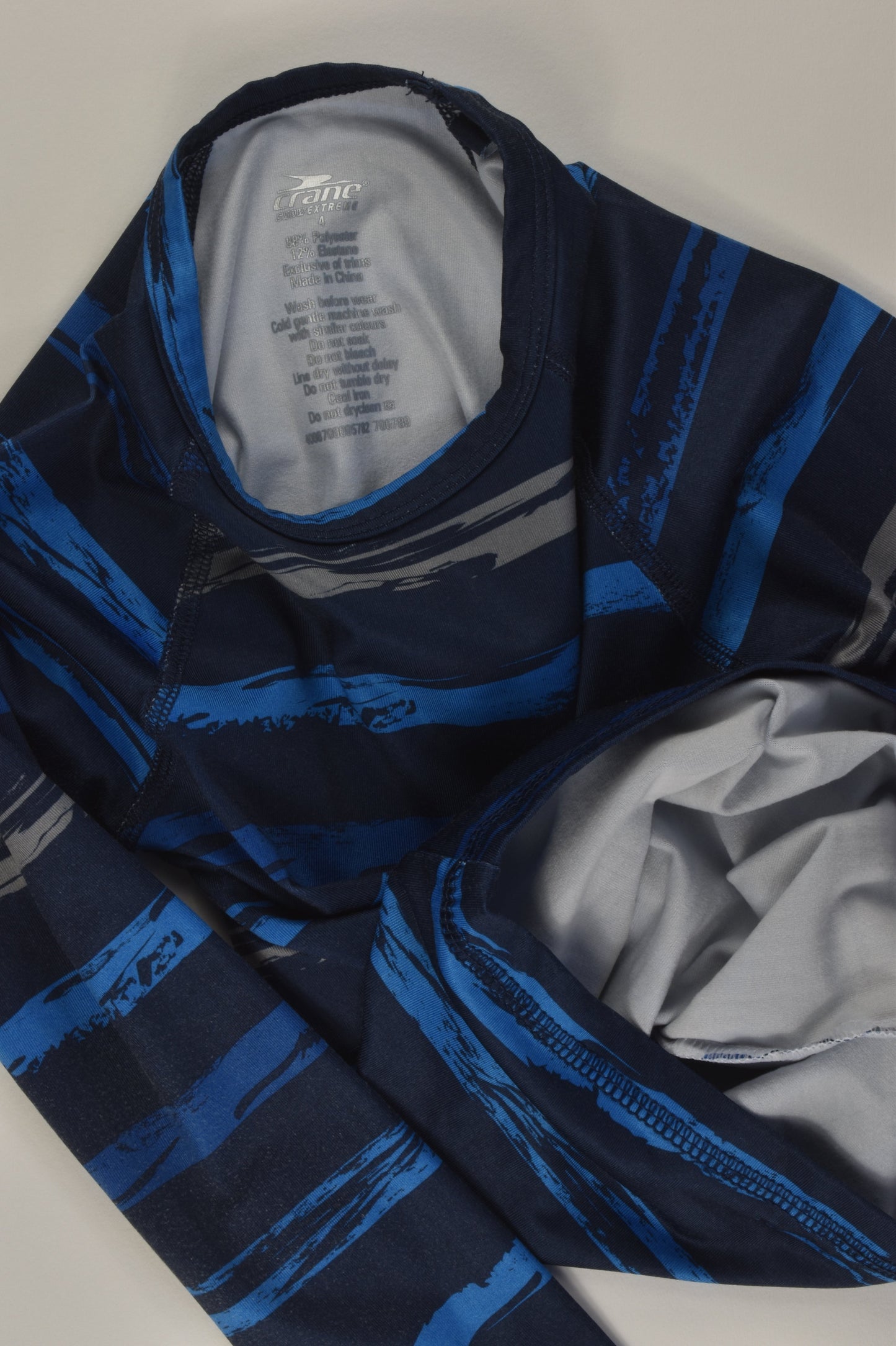 Crane Size 4 Base Layer Top