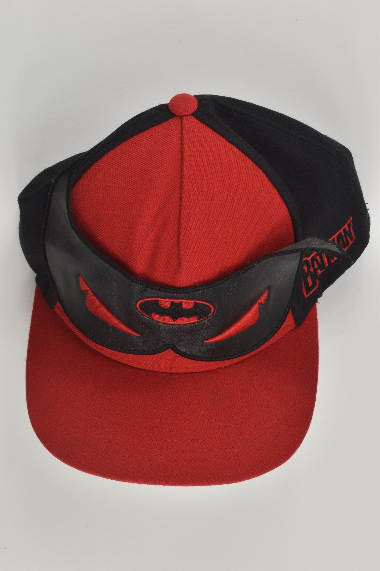 DC Size approx 6-10 (58 cm) Batman Cap