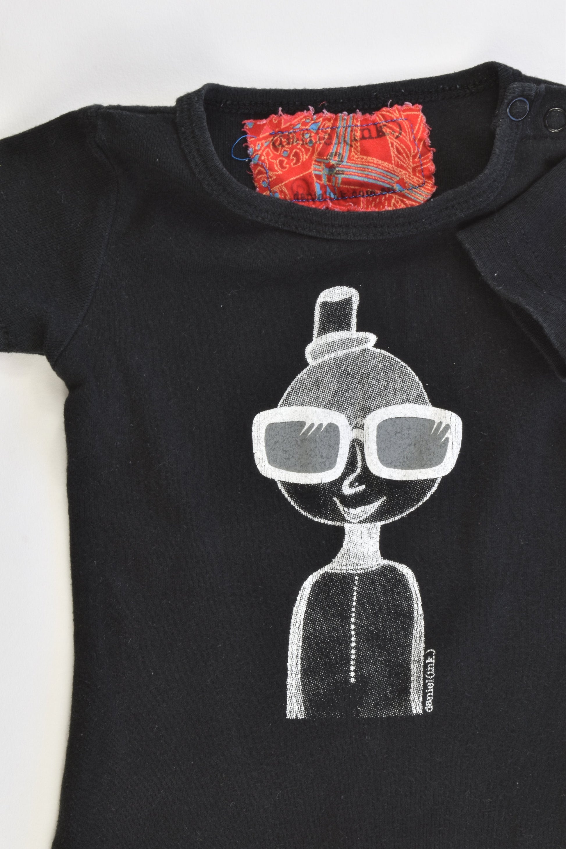 Daniel (ink.) Australia Size 6-12 months T-shirt