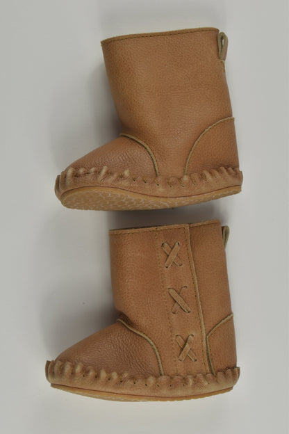 Donsje Size approx 4 Fur Soft Sole Leather Boots