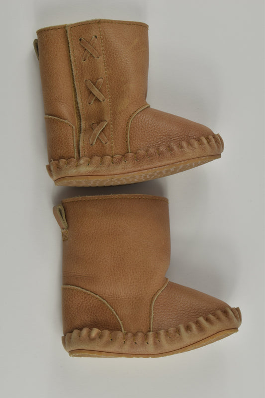 Donsje Size approx 4 Fur Soft Sole Leather Boots