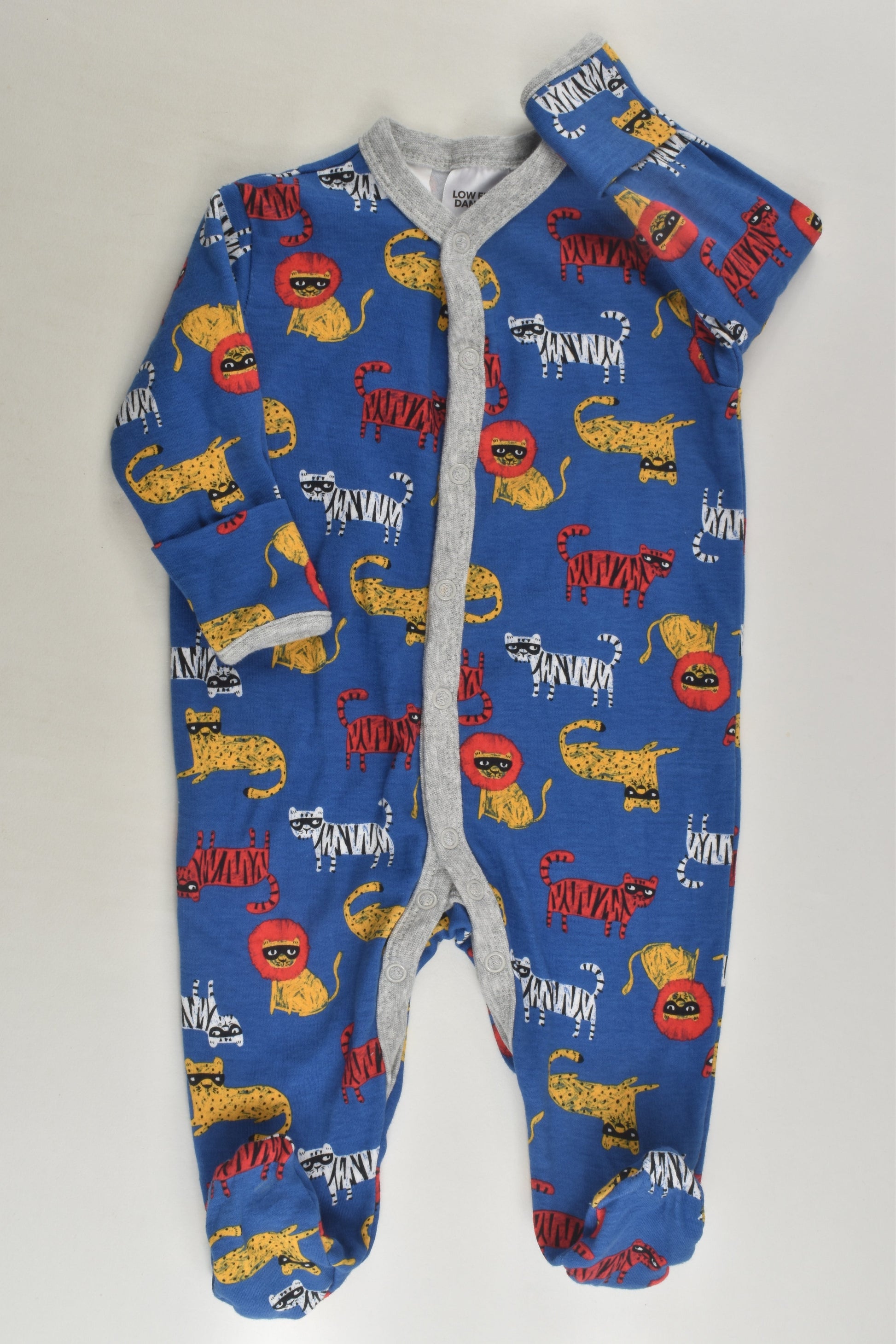 Dymples Size 00 Footed Romper