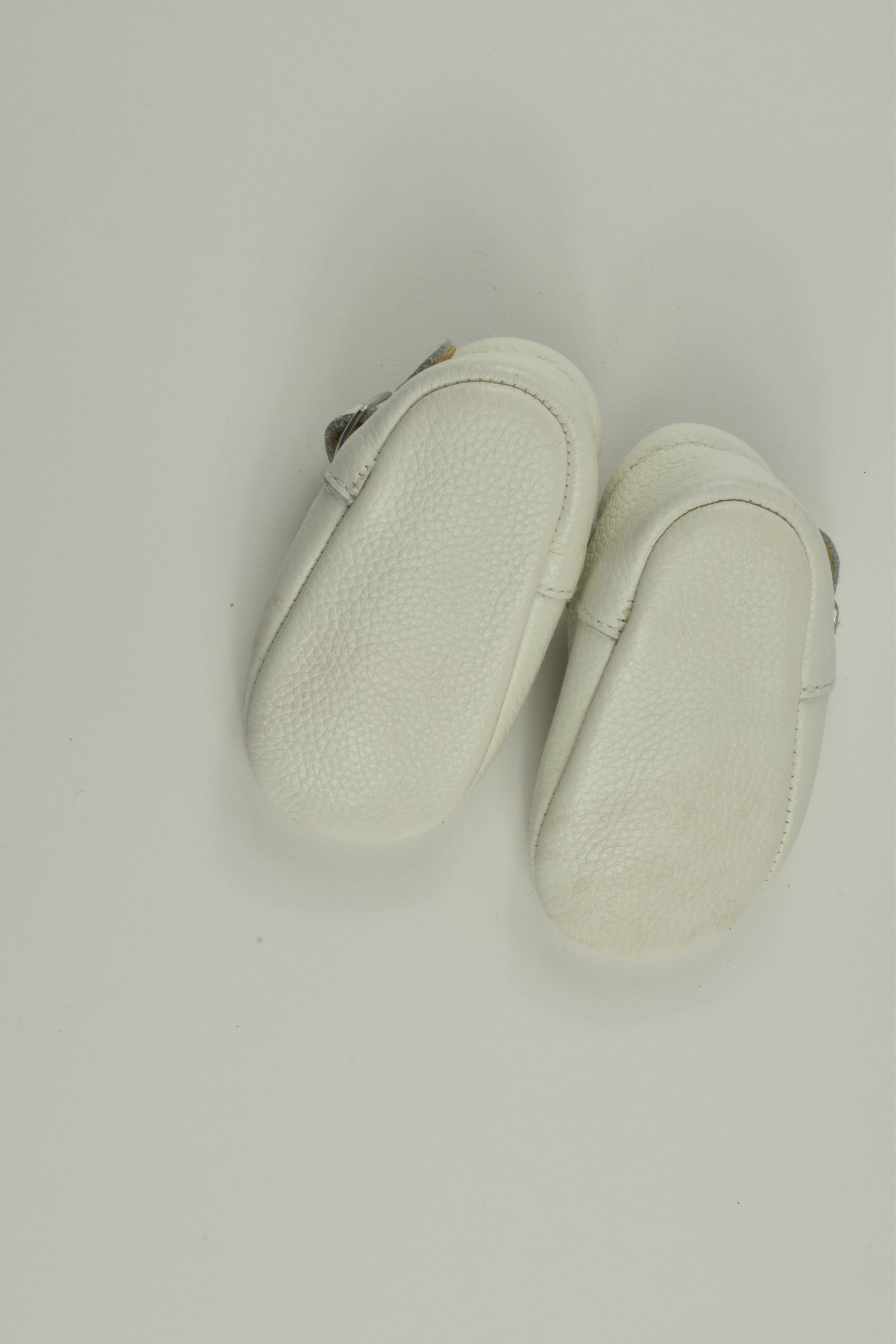 Fawn and Finch Size approx 2 Leather Shoes