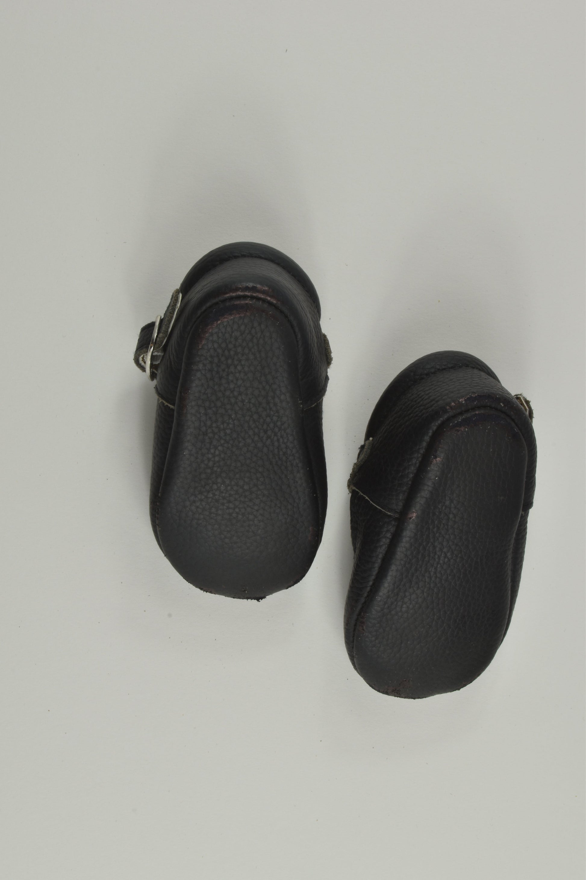 Fawn and Finch Size approx 3 Leather Shoes