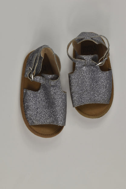 Fawn and Finch Size approx UK 6 Leather Flexible Sole Sandals