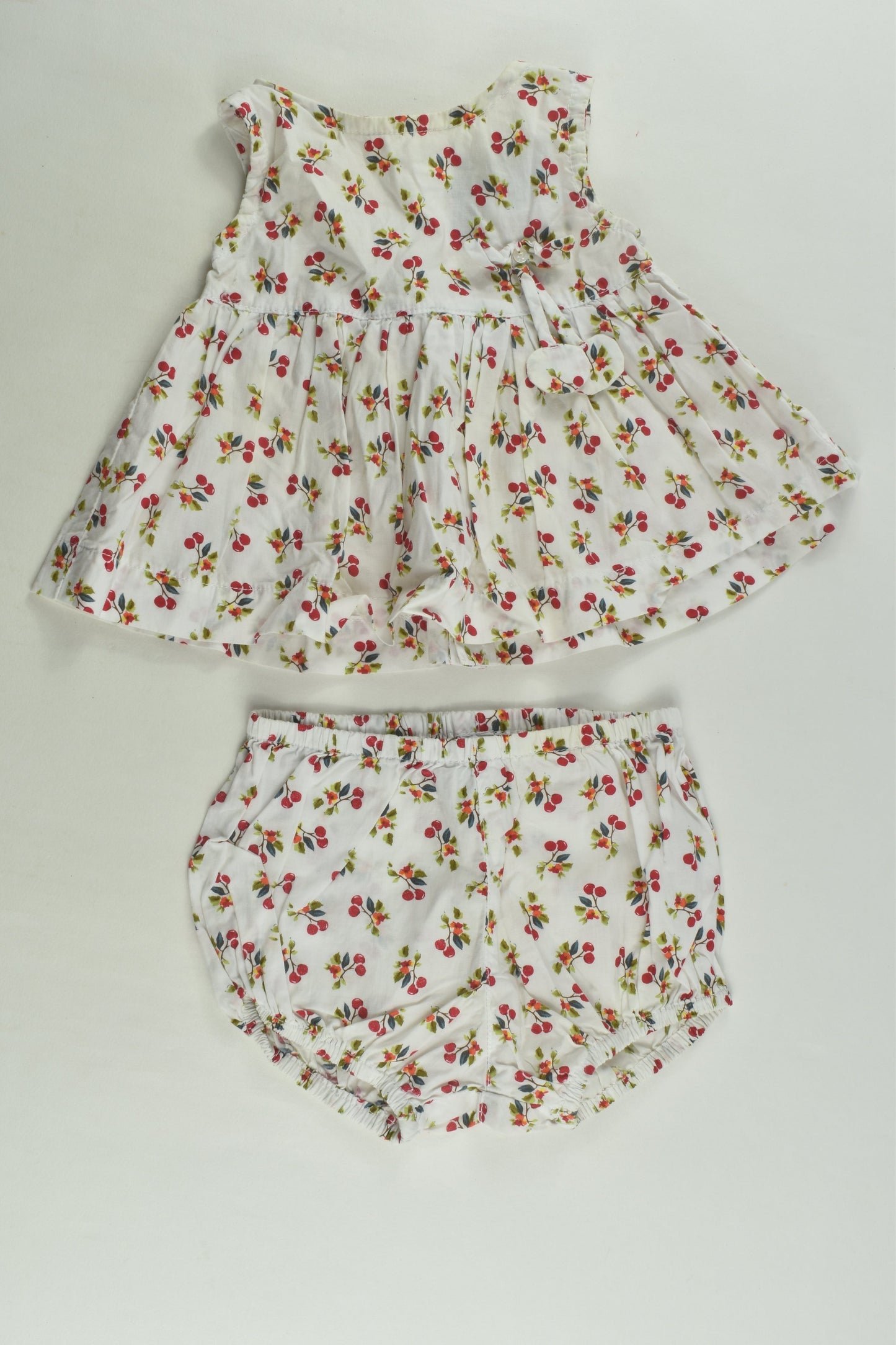 Fred Bare Size 000 Outfit