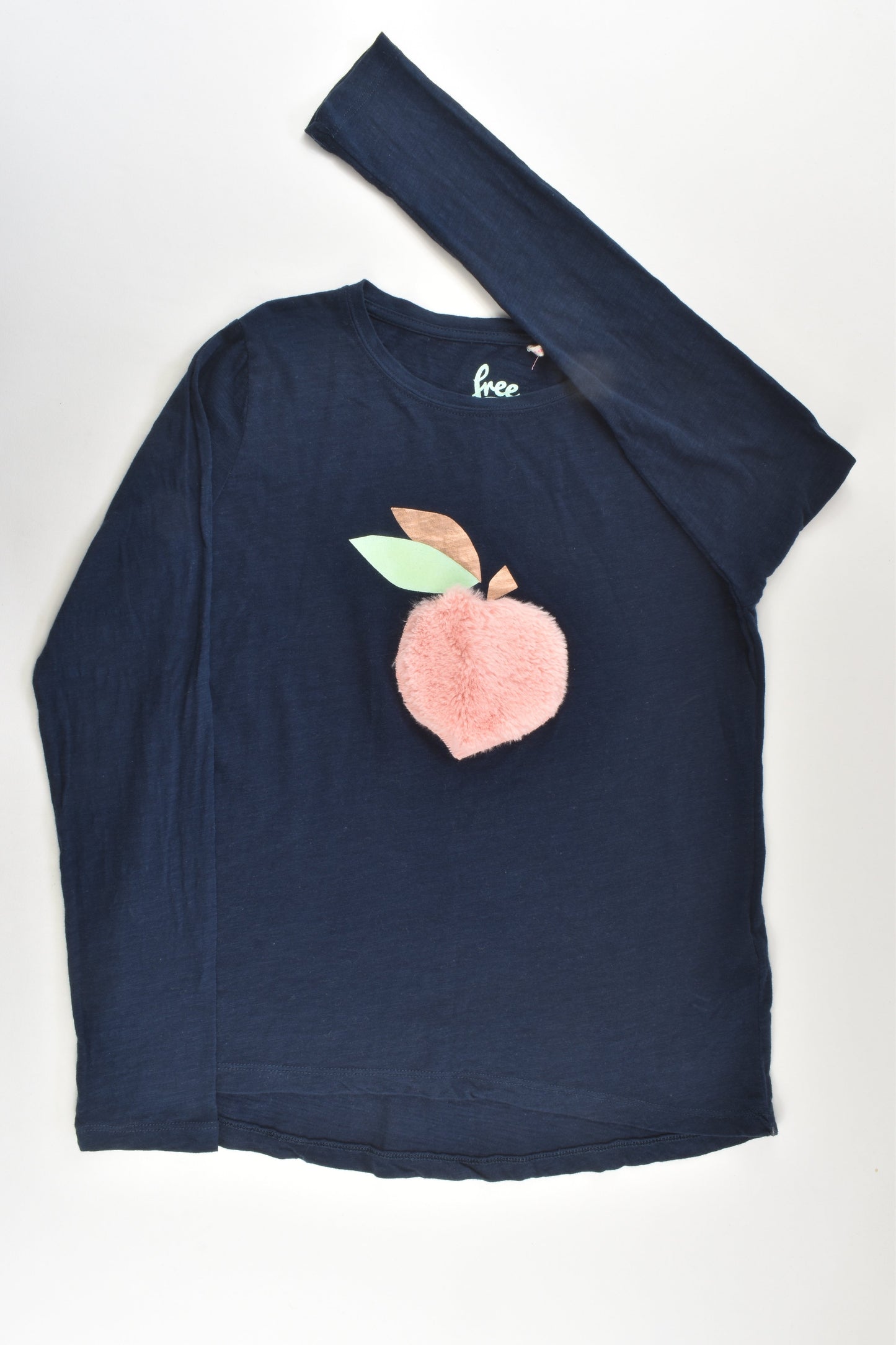 Free by Cotton On Size 11 Fluffy Apple Top