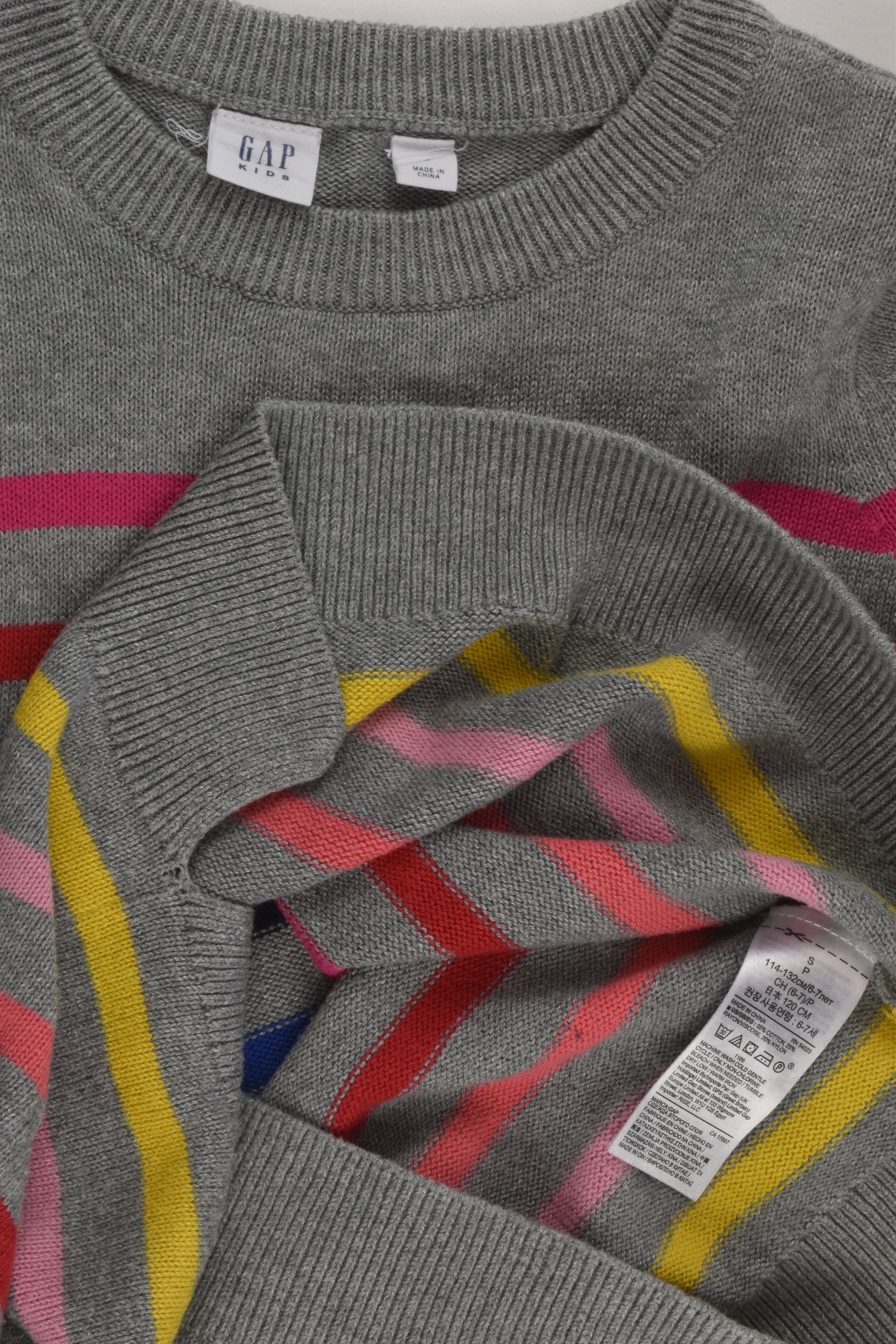 Gap Kids Size 6-7 (S, 120 cm) Rainbow Stripes Knit Dress
