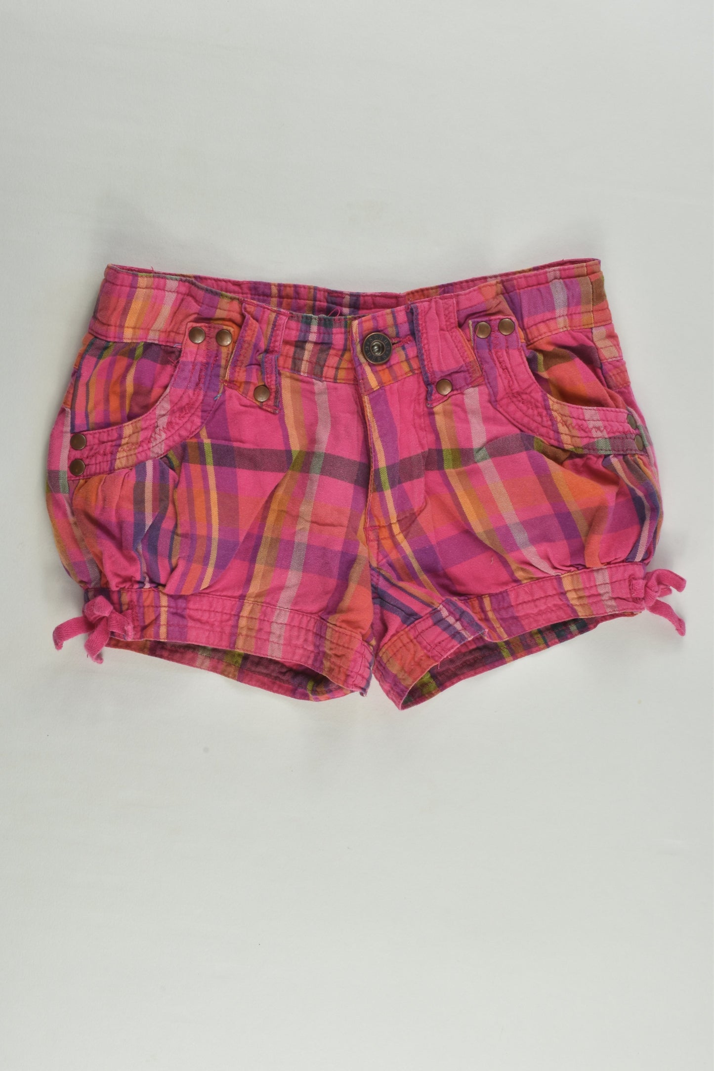 Guess Size 4 Checked Shorts