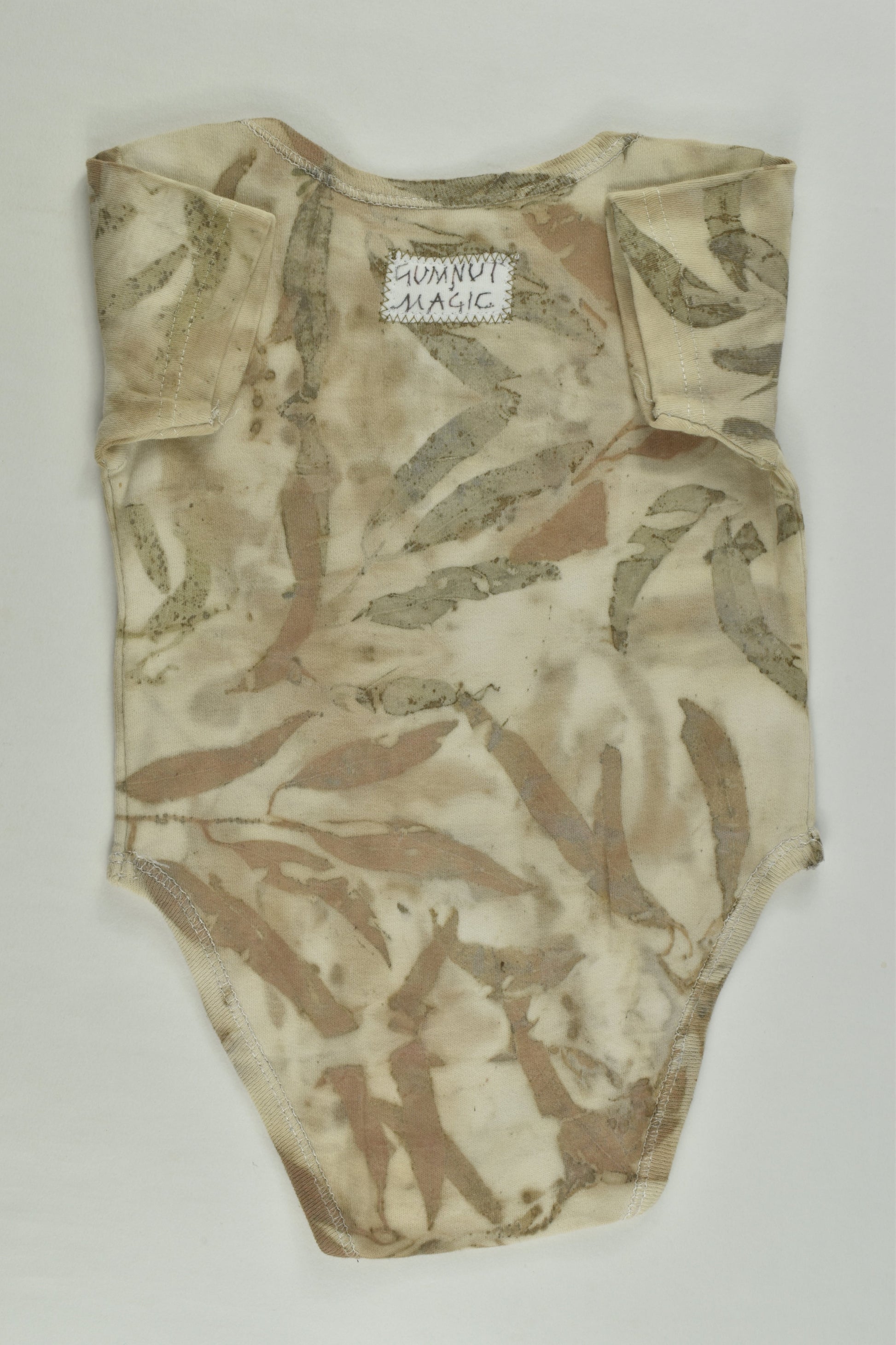 Gumnut Magic Size 00 Naturally Dyed Eucalyptys Leaves Bodysuit