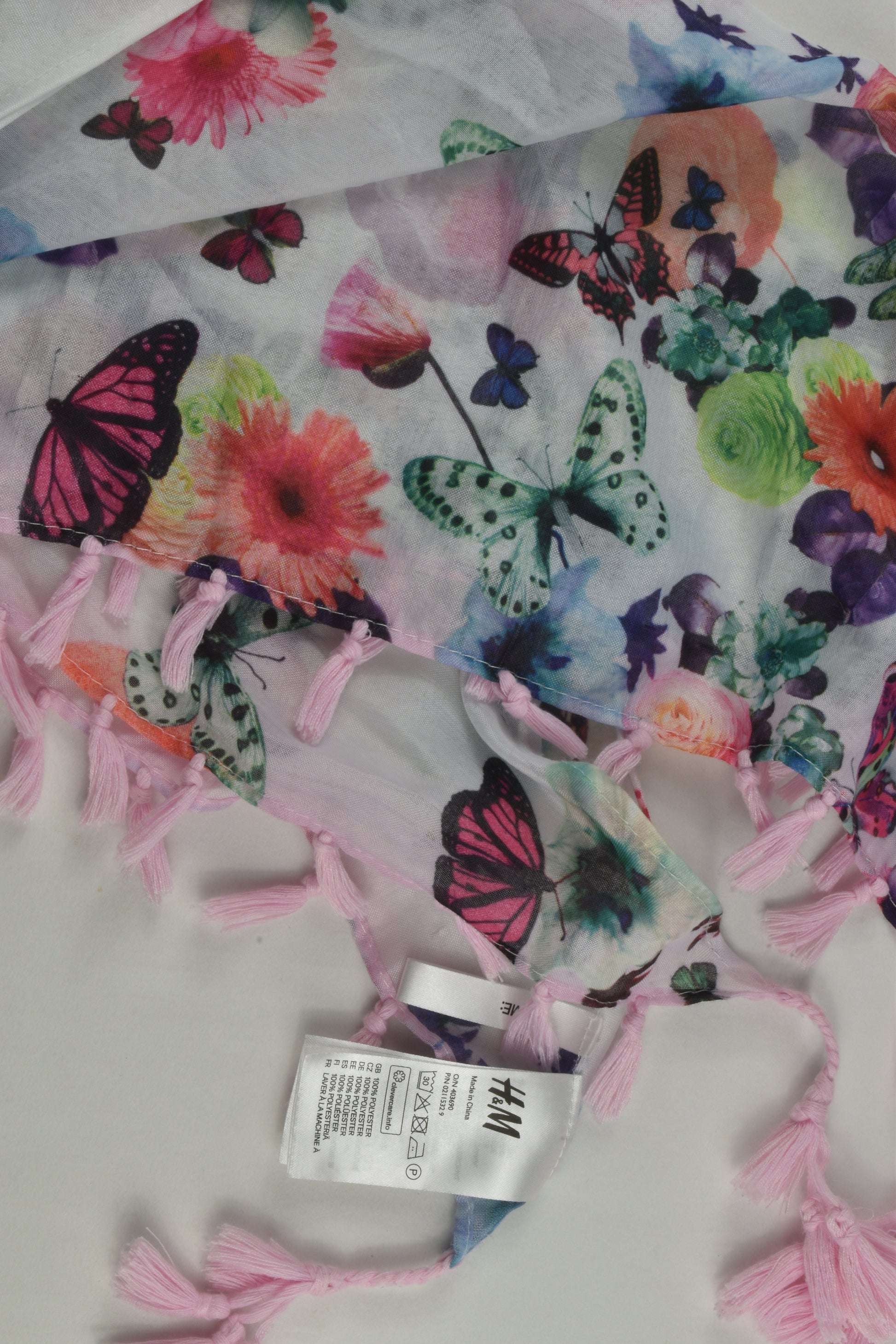 H&M One Size Triangular Scarf