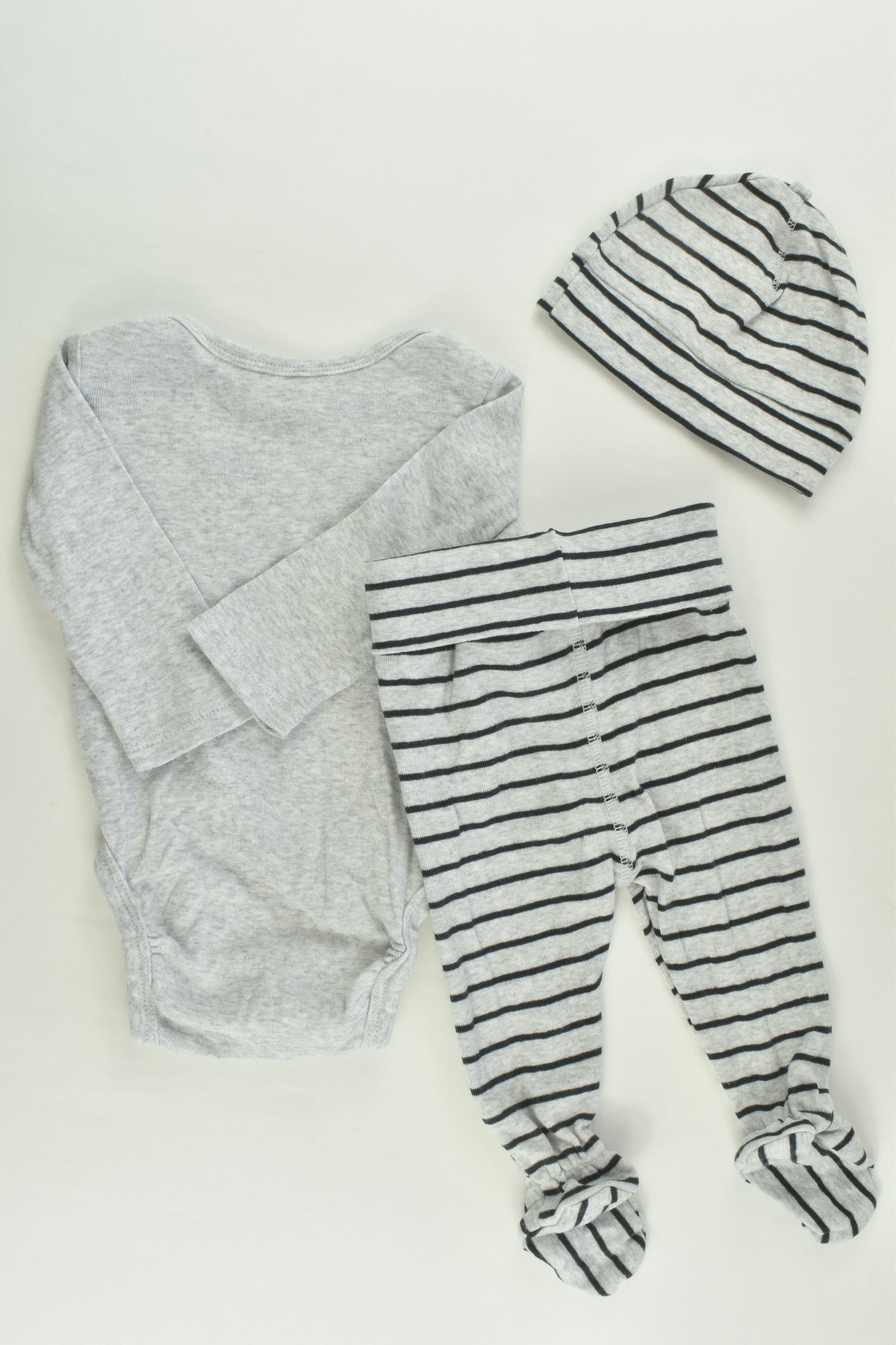 H&M Size 000 (56 cm) 'I Love Mum' Organic Outfit