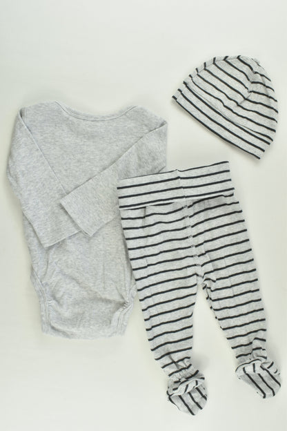 H&M Size 000 (56 cm) 'I Love Mum' Organic Outfit