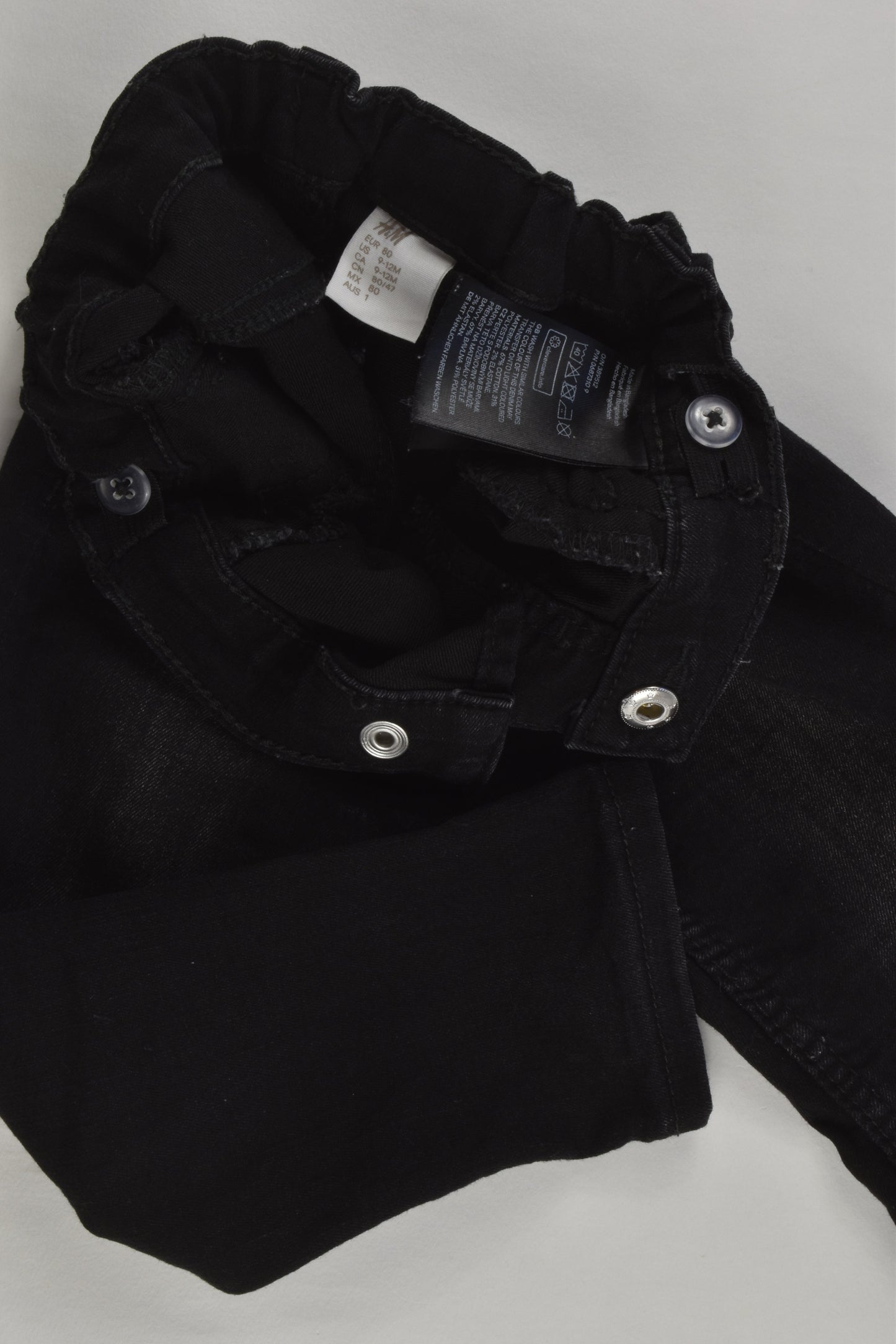 H&M Size 1 Lightweight and Stretchy Denim Pants