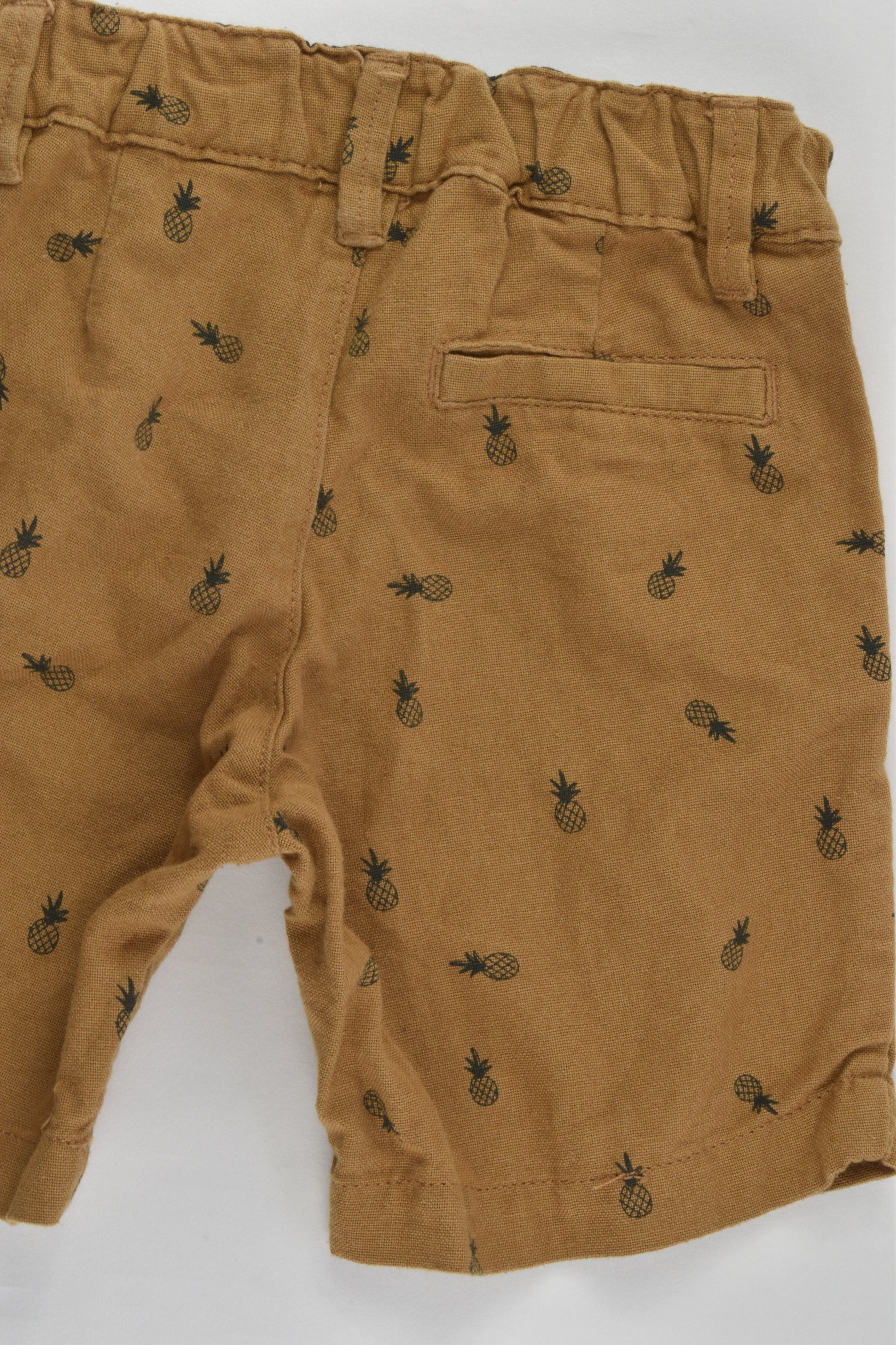 H&M Size 2 (92 cm) Pineapples Lightweight Shorts