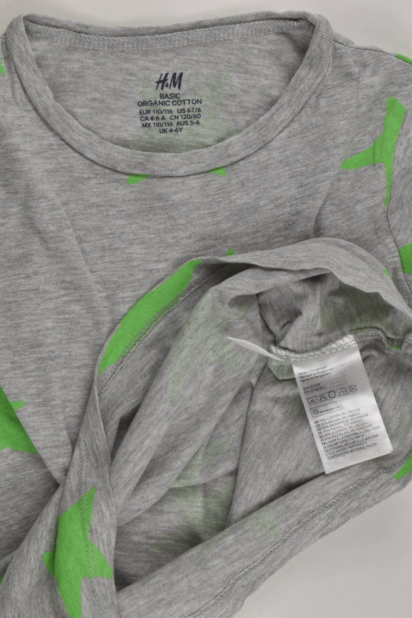 H&M Size 5-6 Organic Stars T-shirt