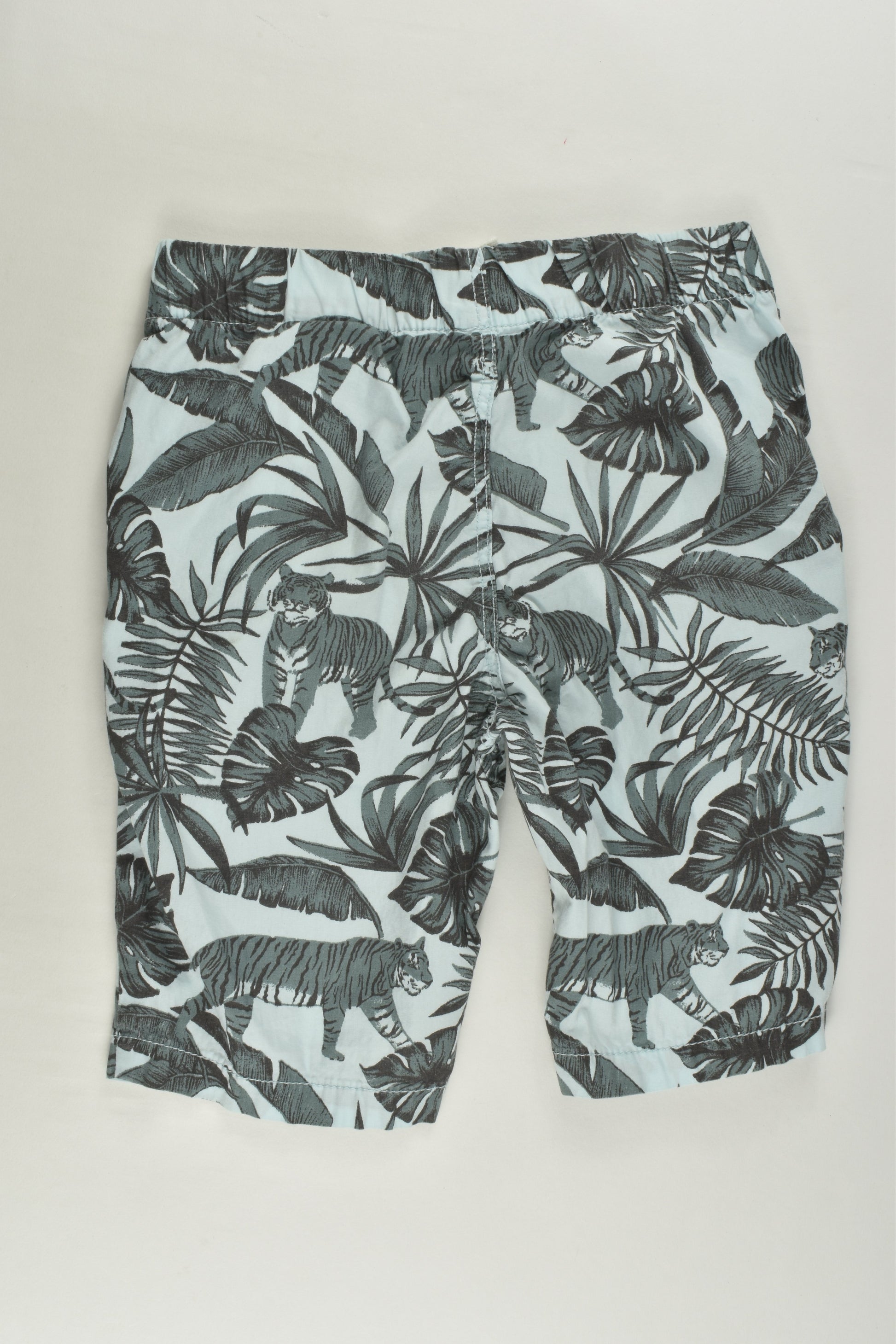 H&M Size 6-7 (122 cm) Tiger Shorts