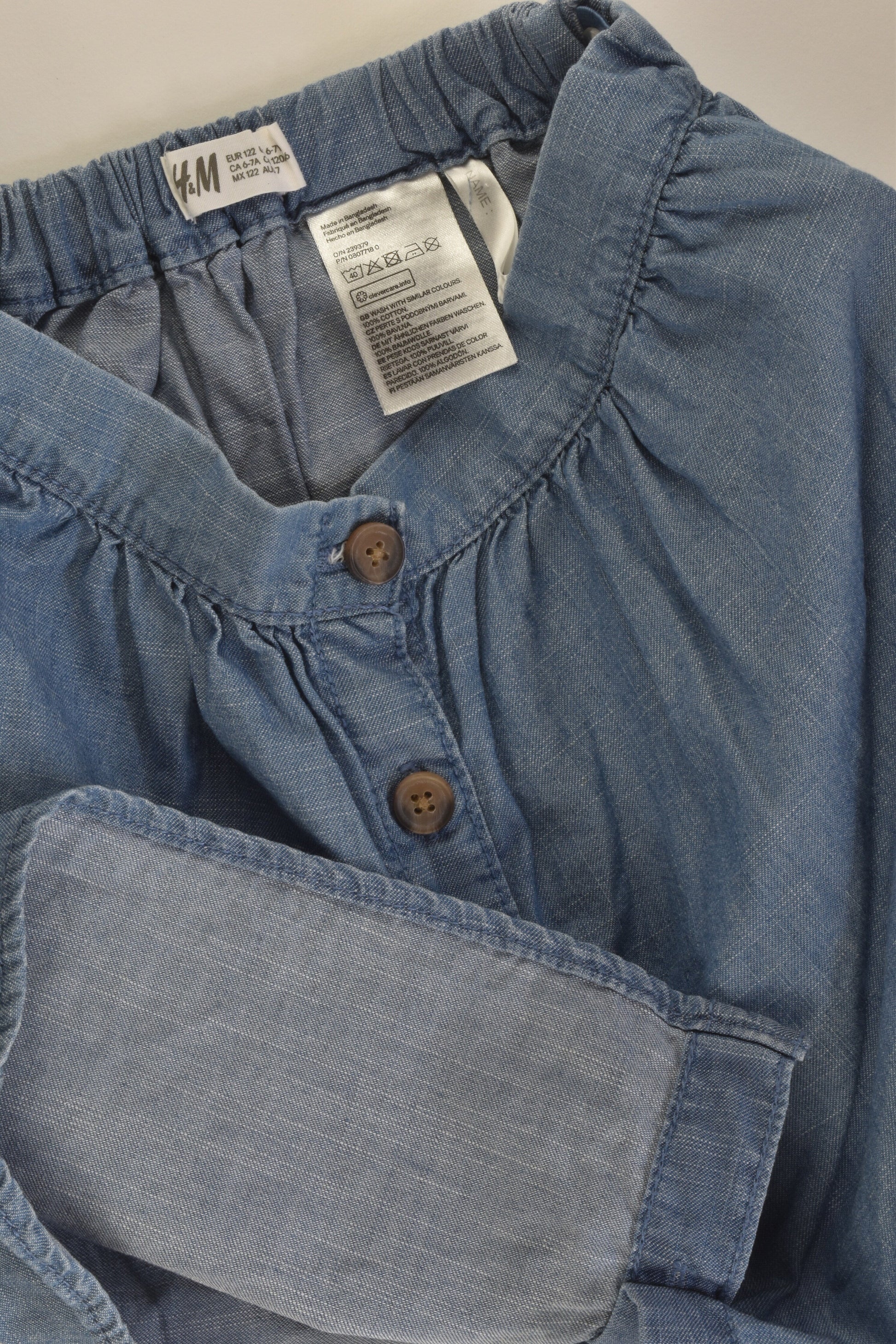 H&M Size 7 Lightweight Denim Skirt