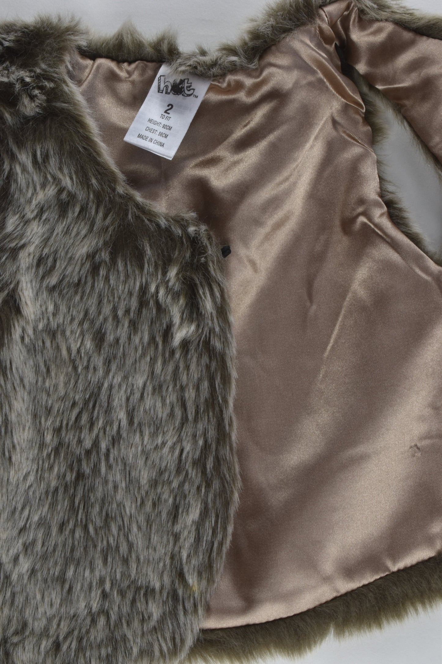 H&T Size 2 Fluffy Vest