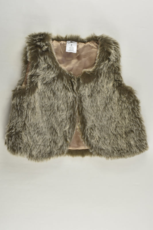 H&T Size 2 Fluffy Vest