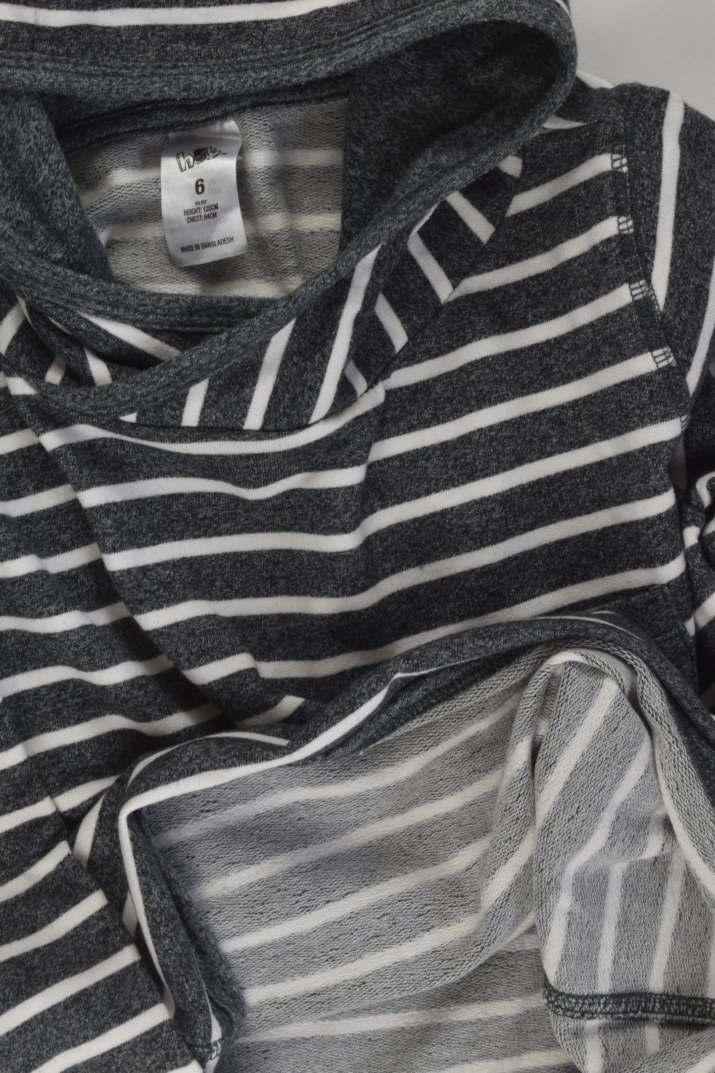 H&T Size 6 Hooded Top