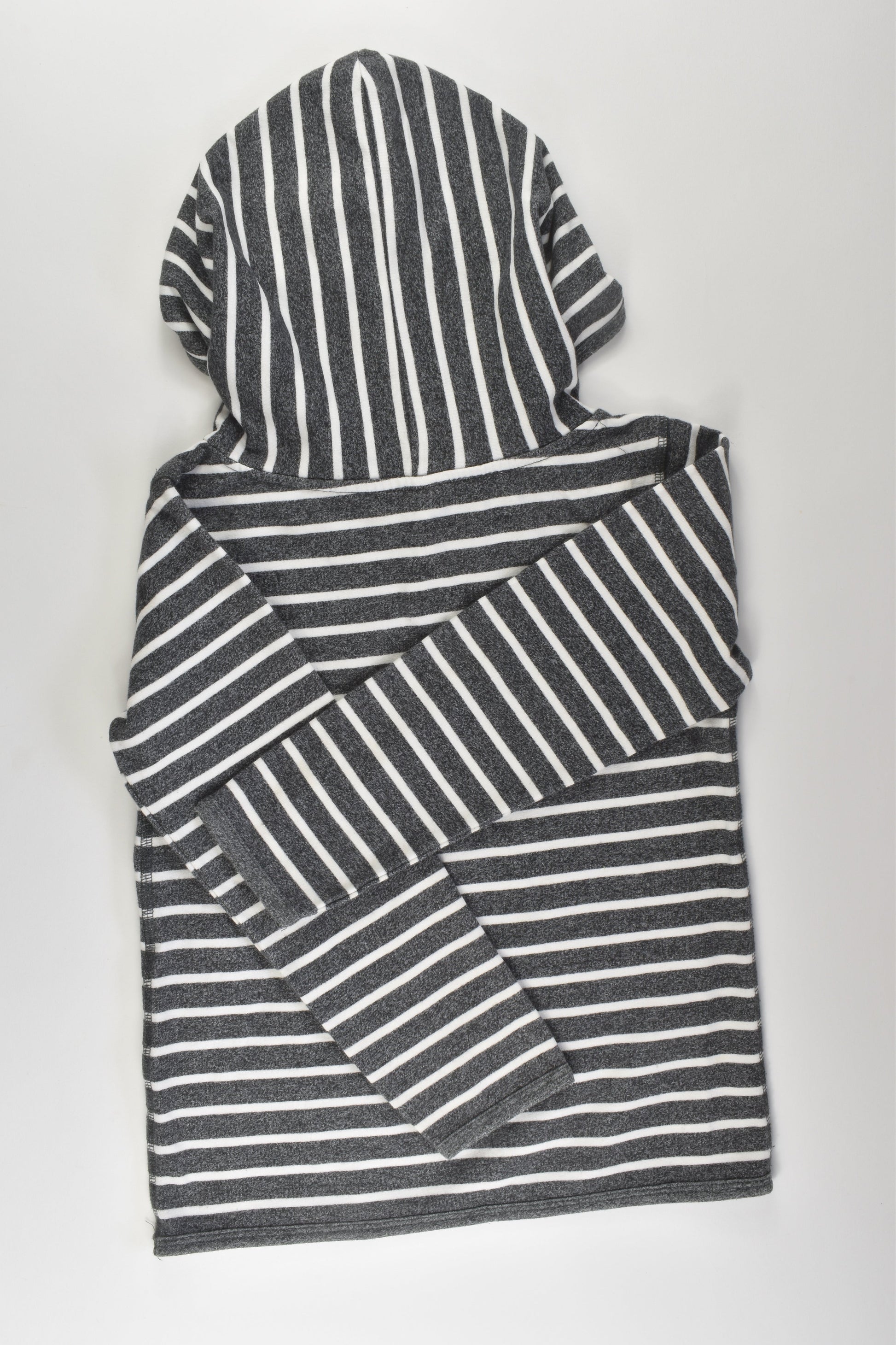 H&T Size 6 Hooded Top